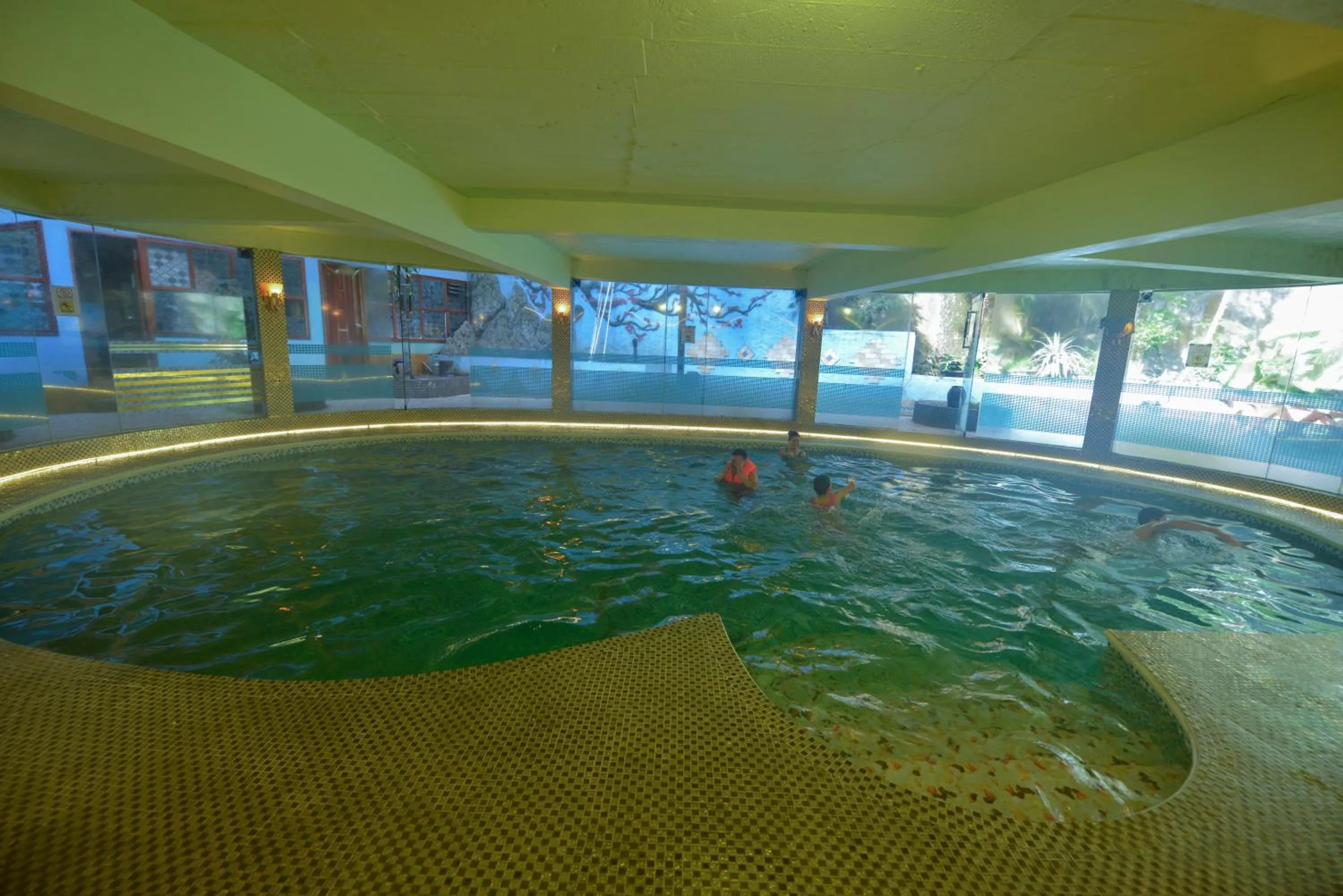 Swimming pool in Chau Long Sapa 2 Hotel