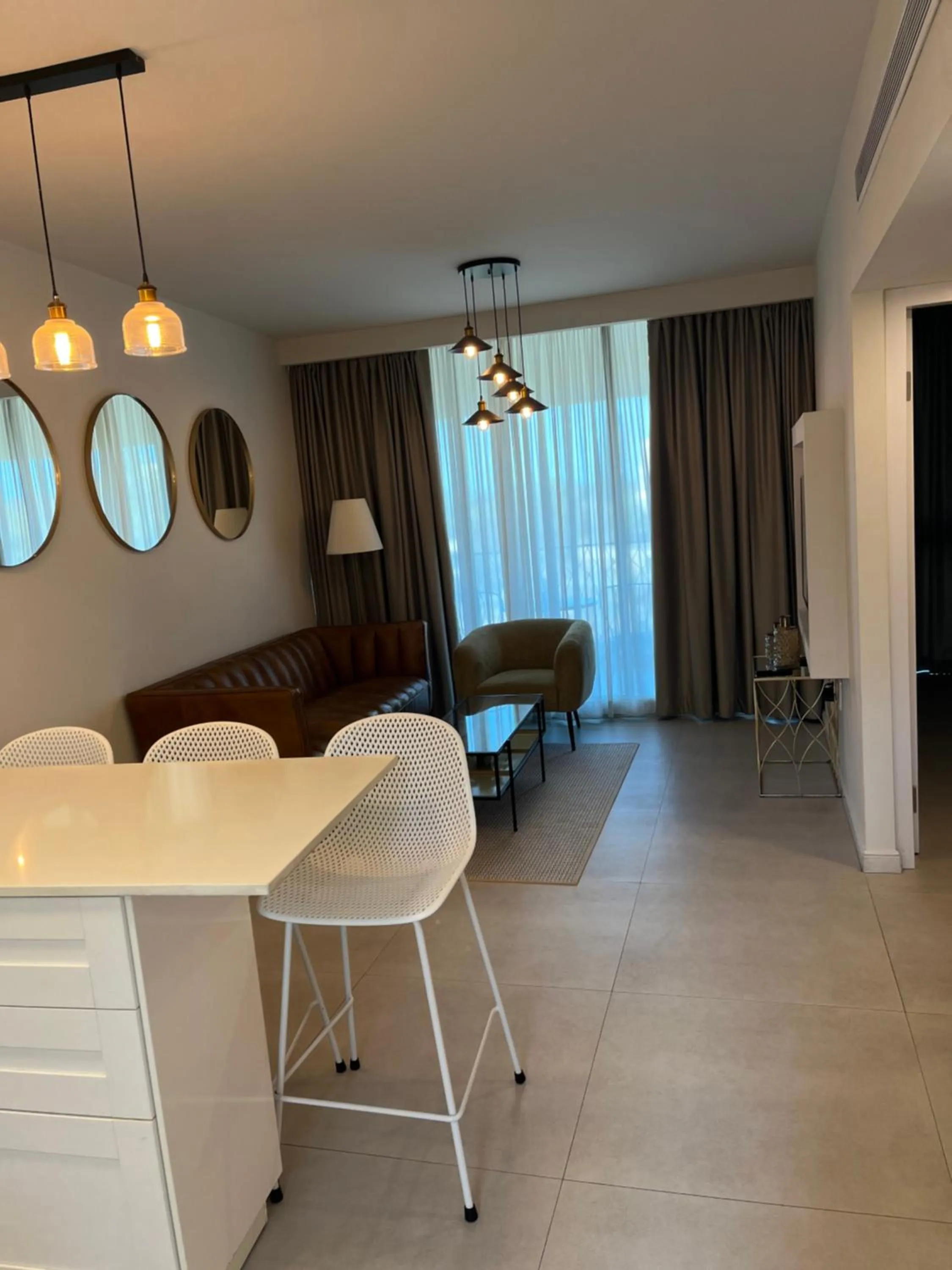 Suite Caesar - Neot Golf