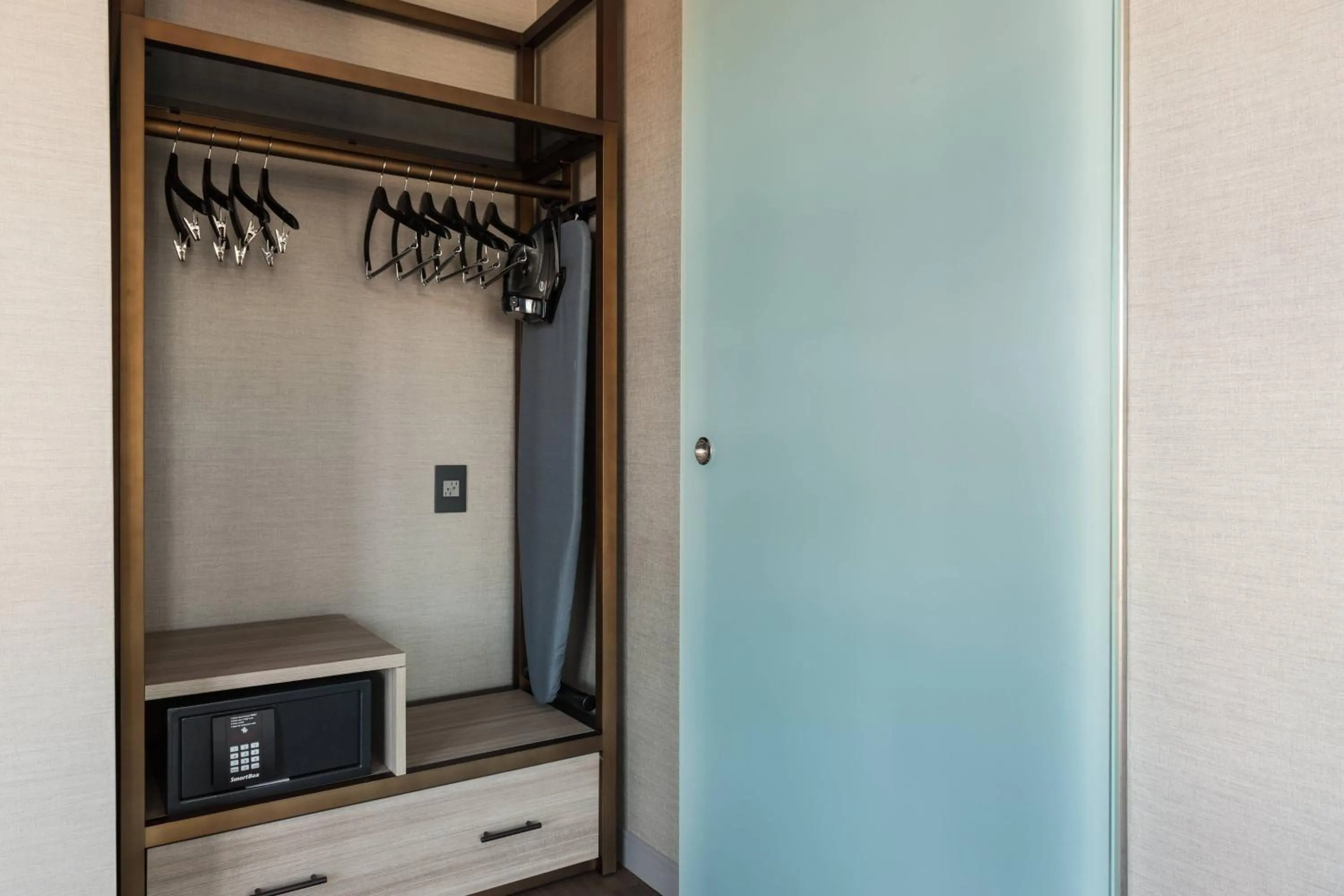 Bedroom in AC Hotel by Marriott Boston Cleveland Circle