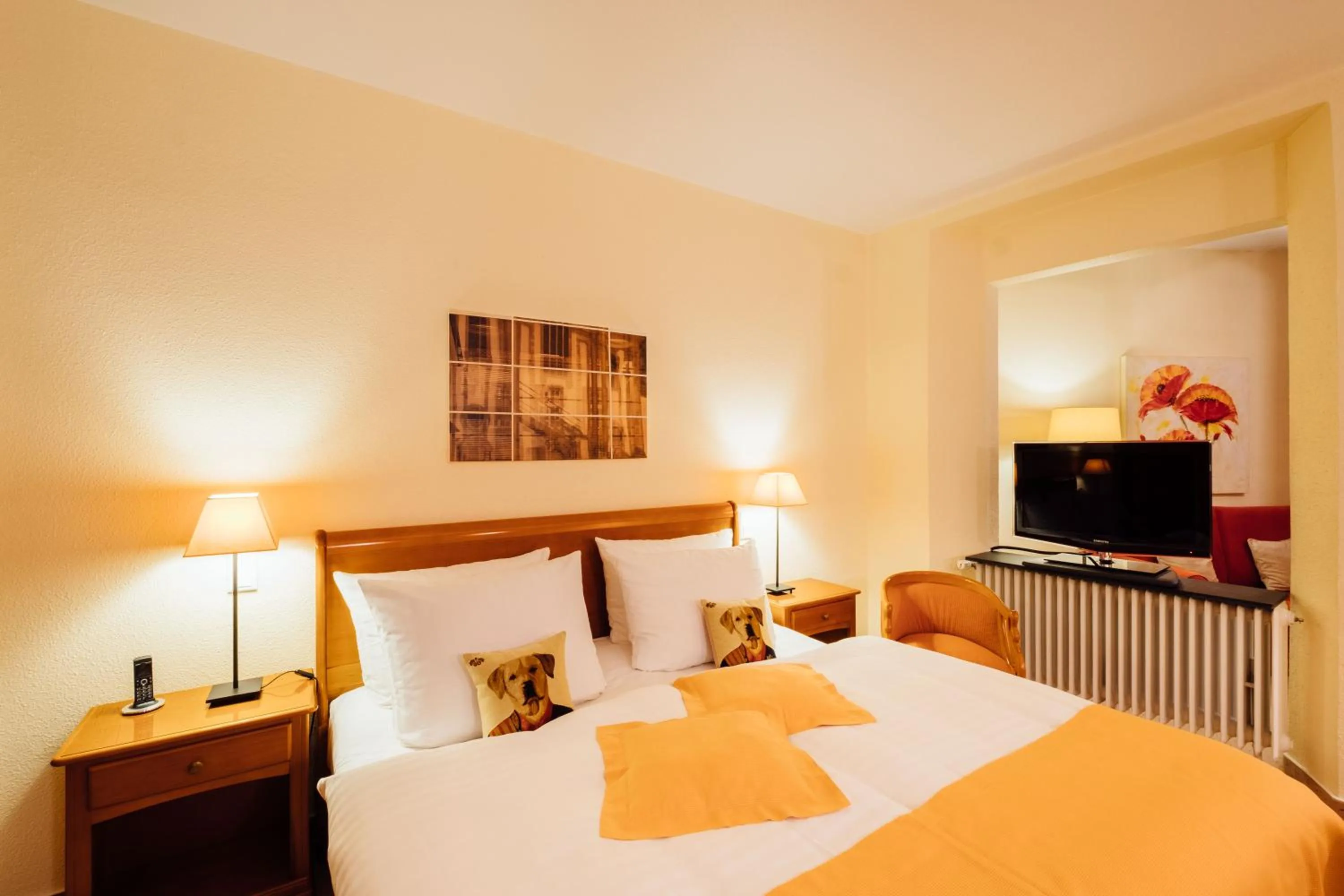 Bedroom in Hotel zur Mühle