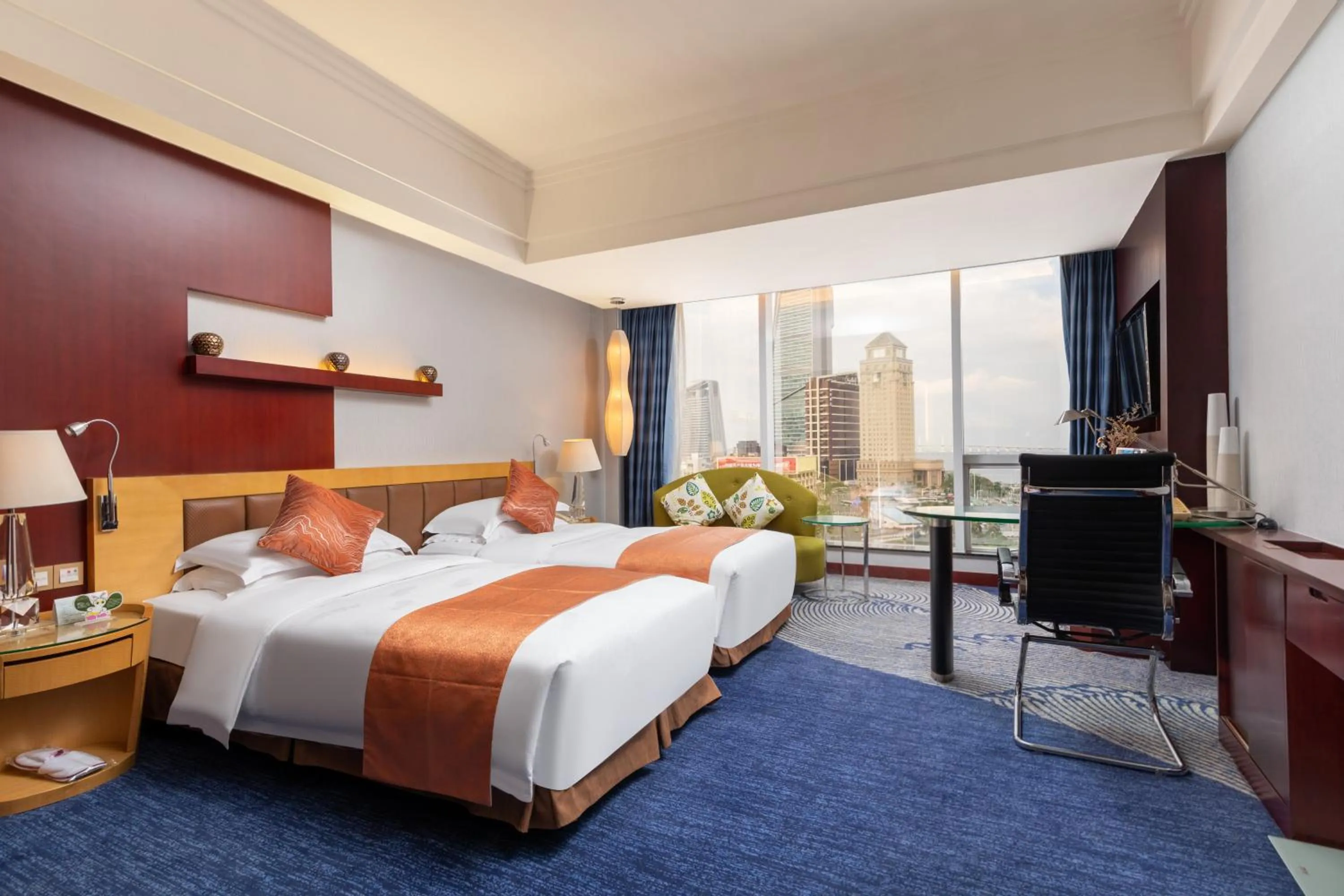 Bed in Zhuhai Charming Holiday Hotel