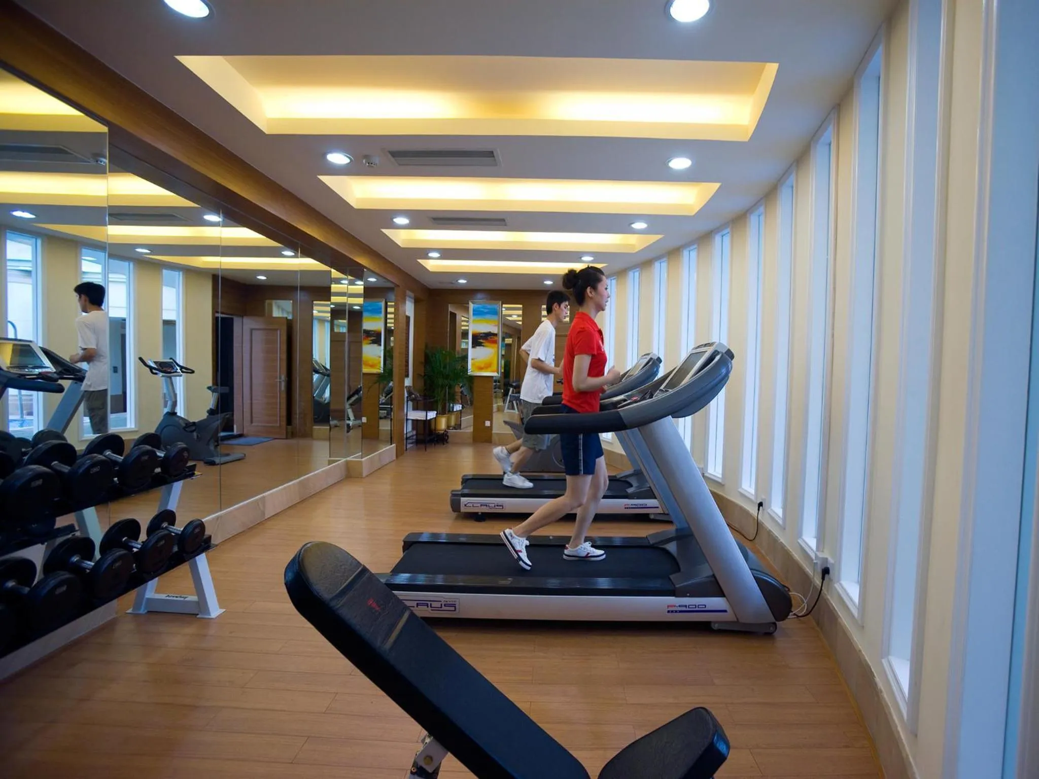 Fitness centre/facilities in Zhuhai Charming Holiday Hotel
