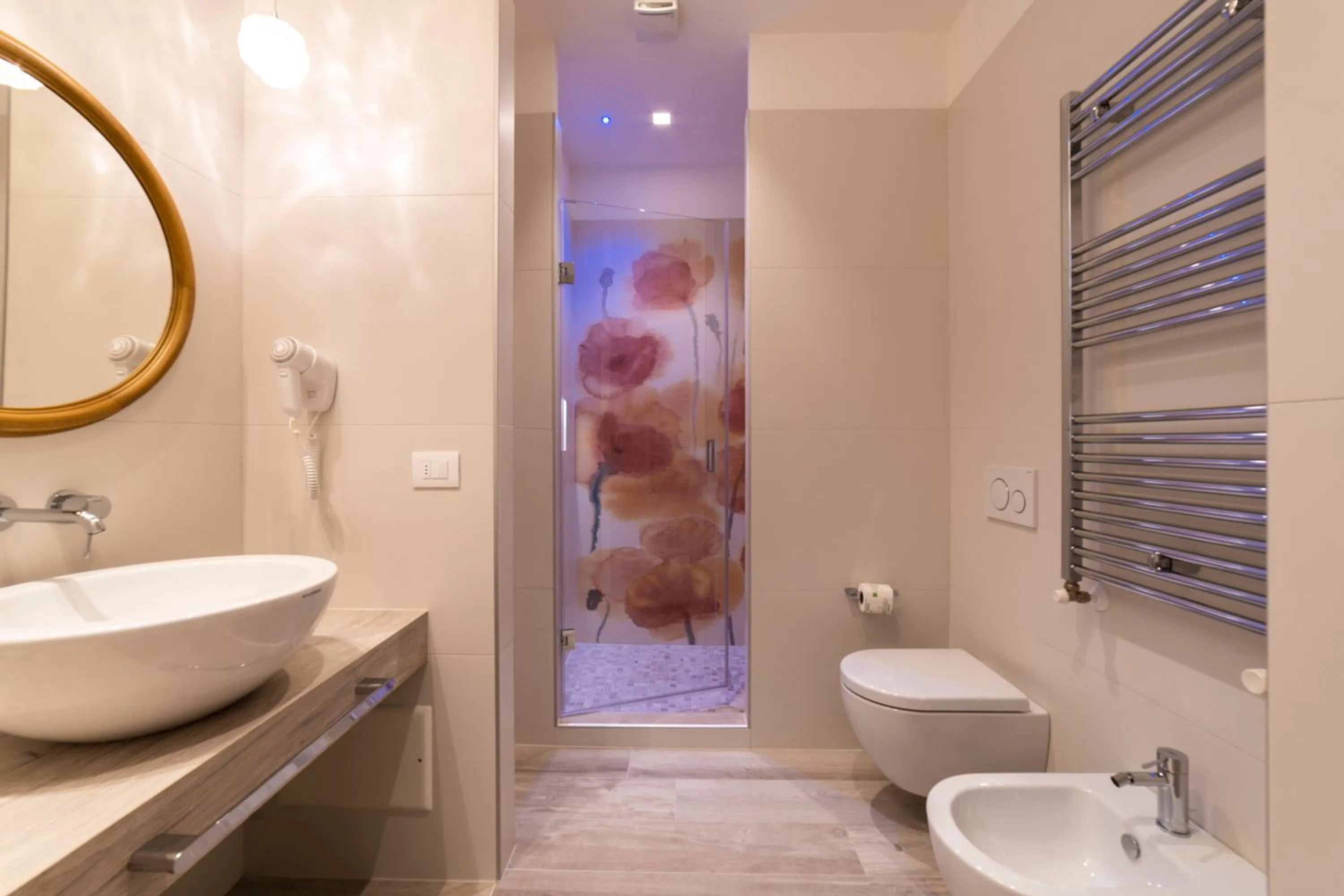 Shower in The Green Park Hotel WellnessSpa & Restaurant