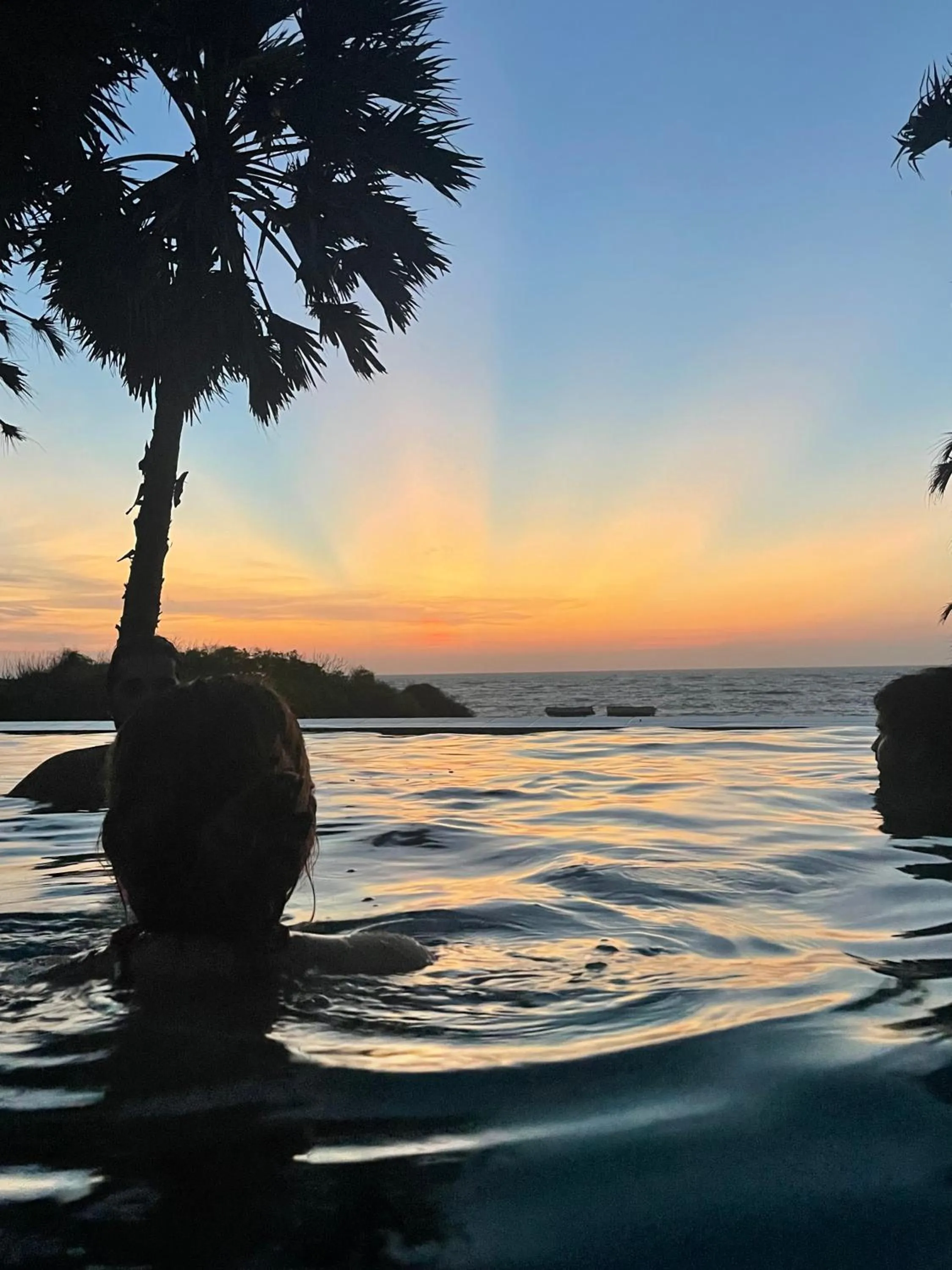 Swimming pool in Majestic Beach Retreat