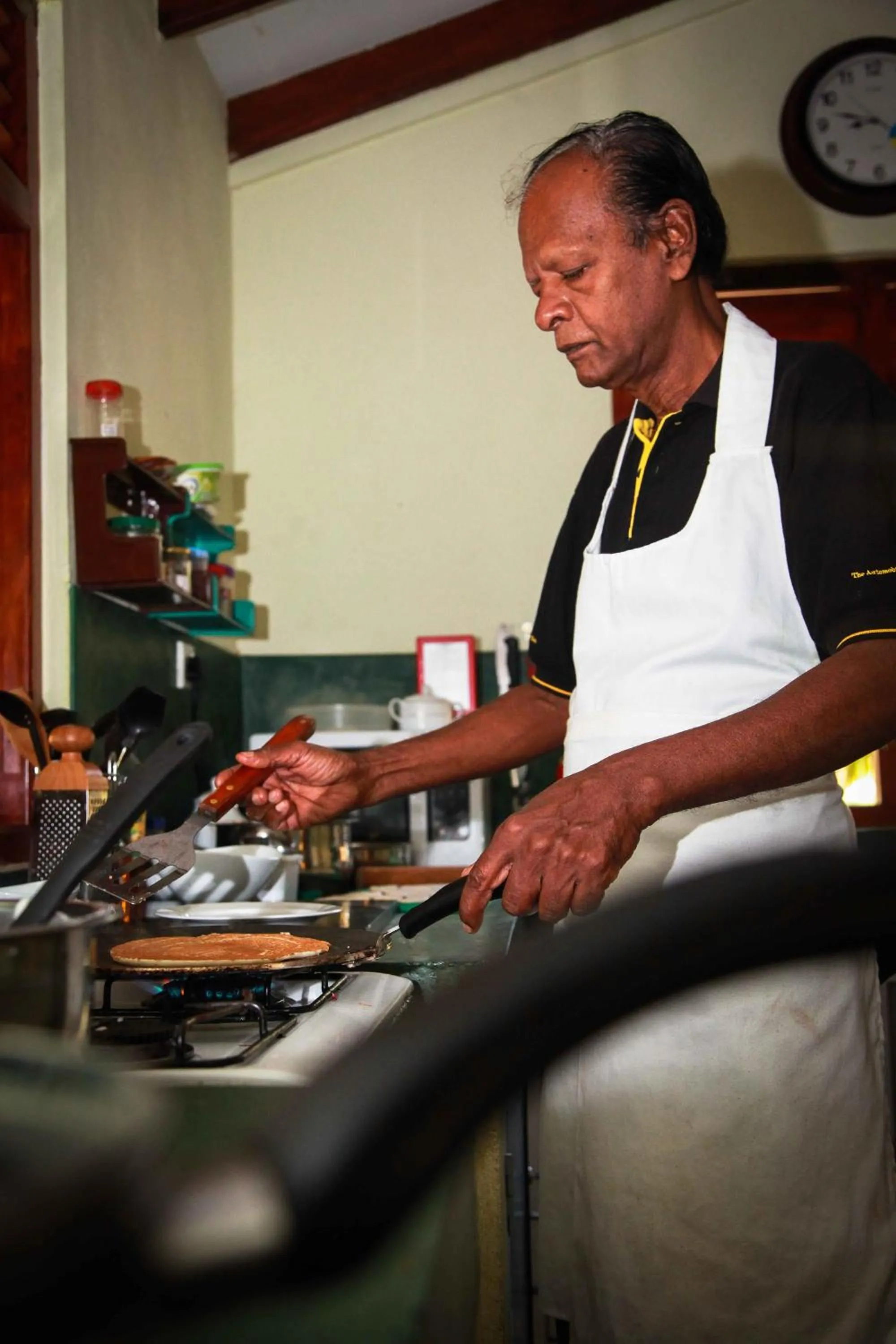 Kitchen or kitchenette in Majestic Beach Retreat