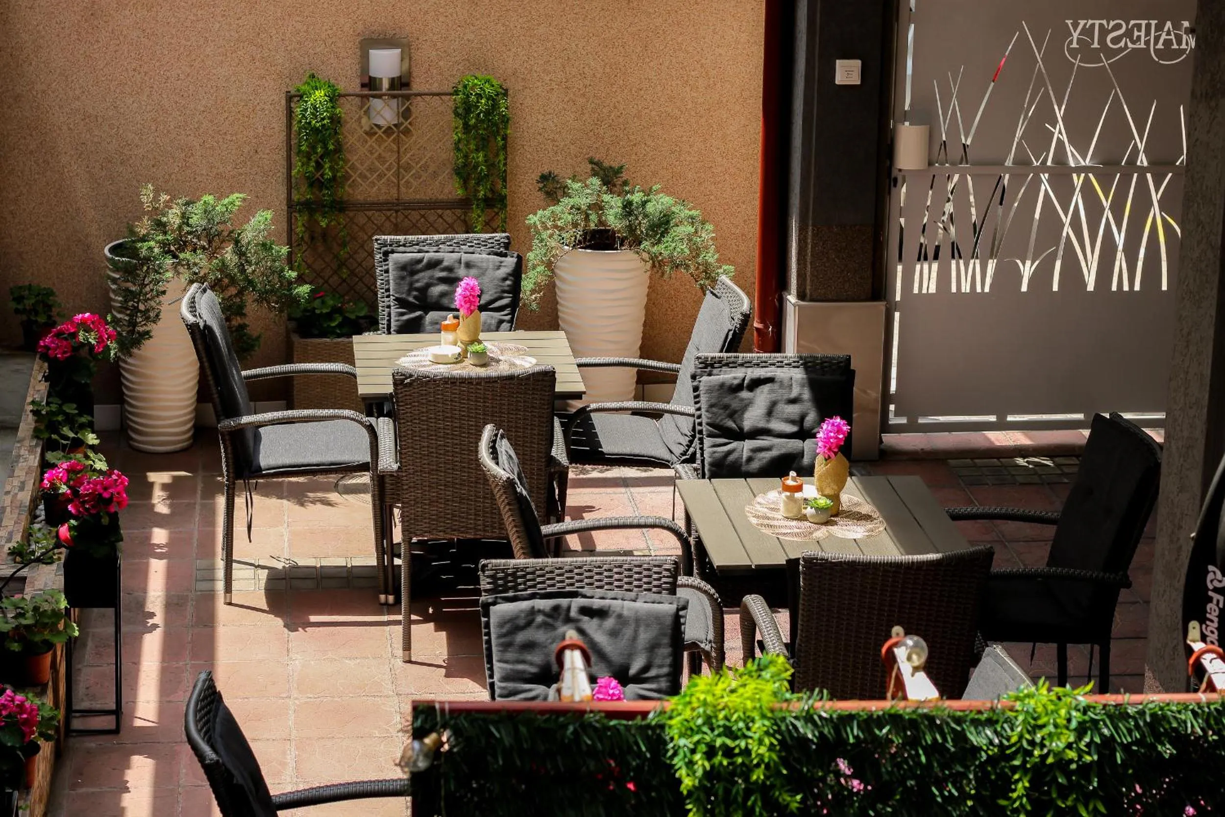 Property building in Bed and Breakfast Majesty