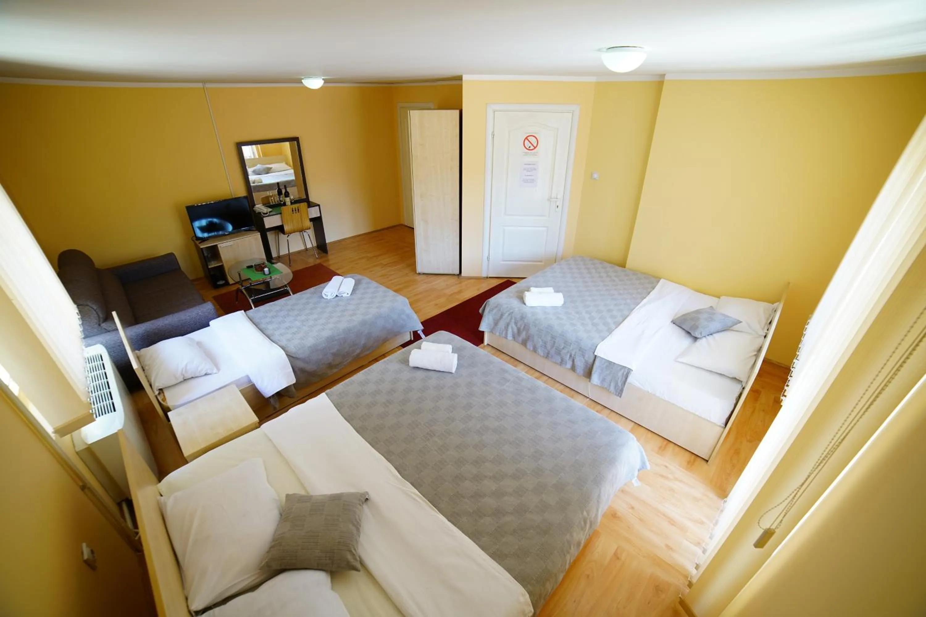 Photo of the whole room, Bed in Bed and Breakfast Majesty