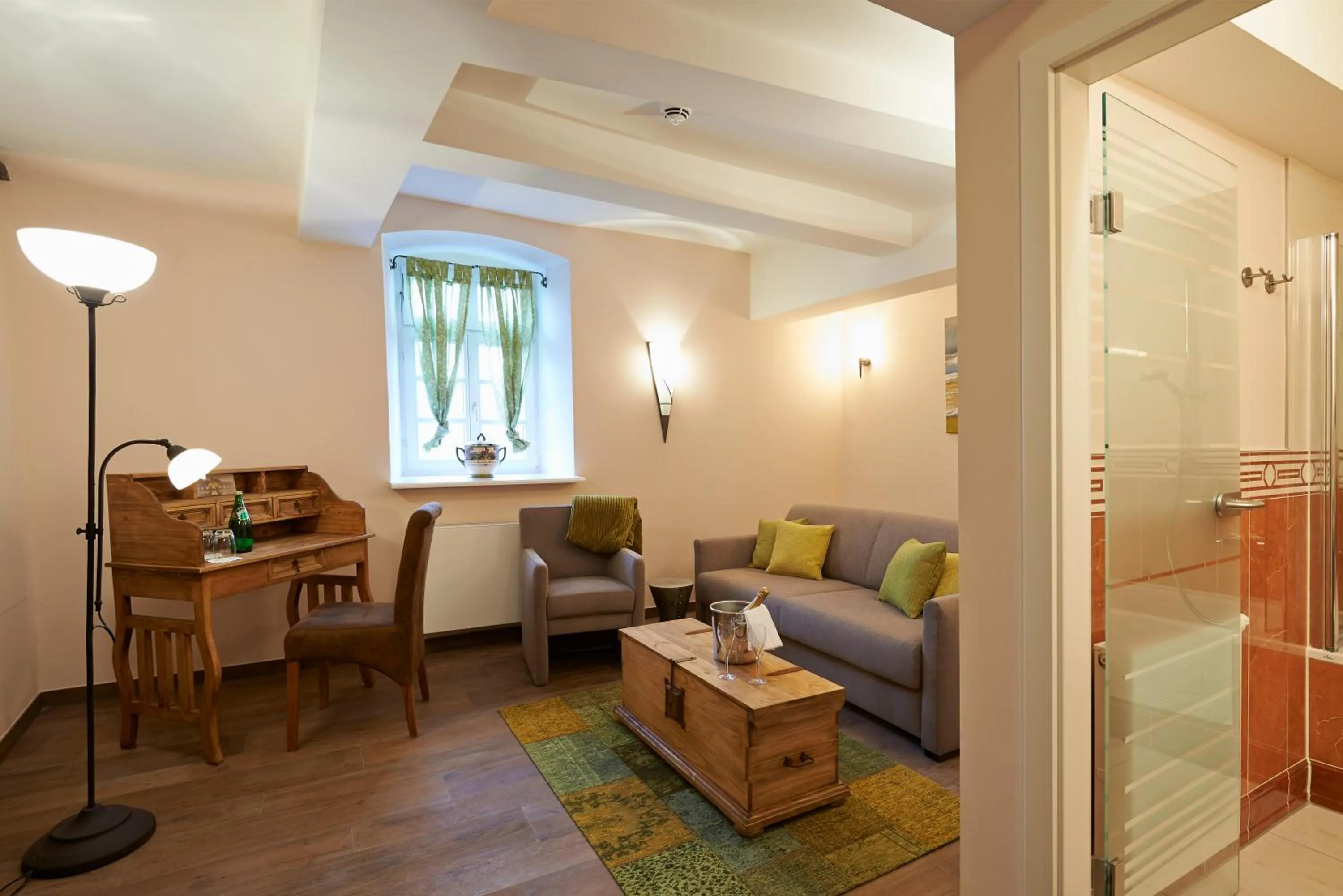 Photo of the whole room in Hotel MainChateau