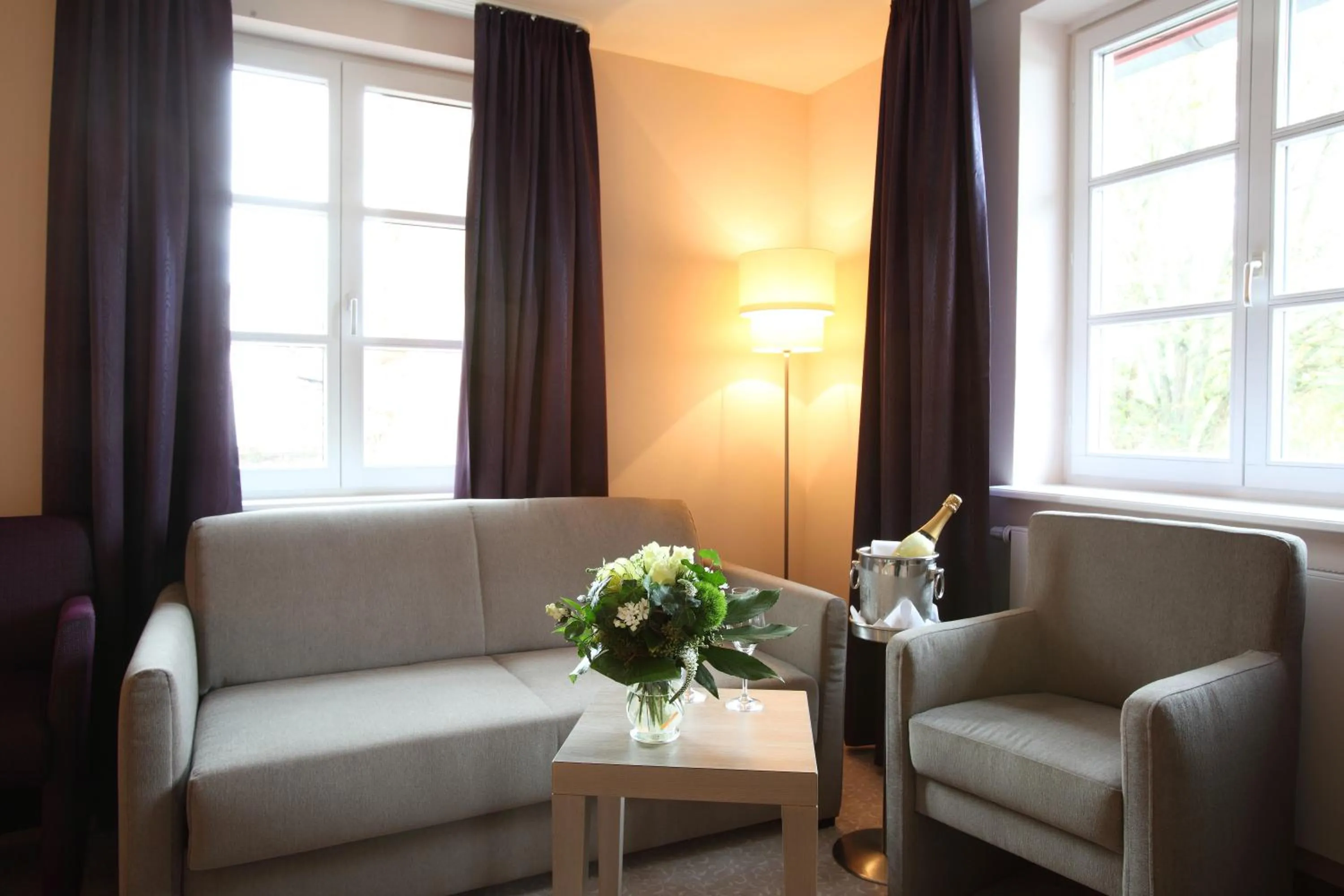 Day in Hotel MainChateau