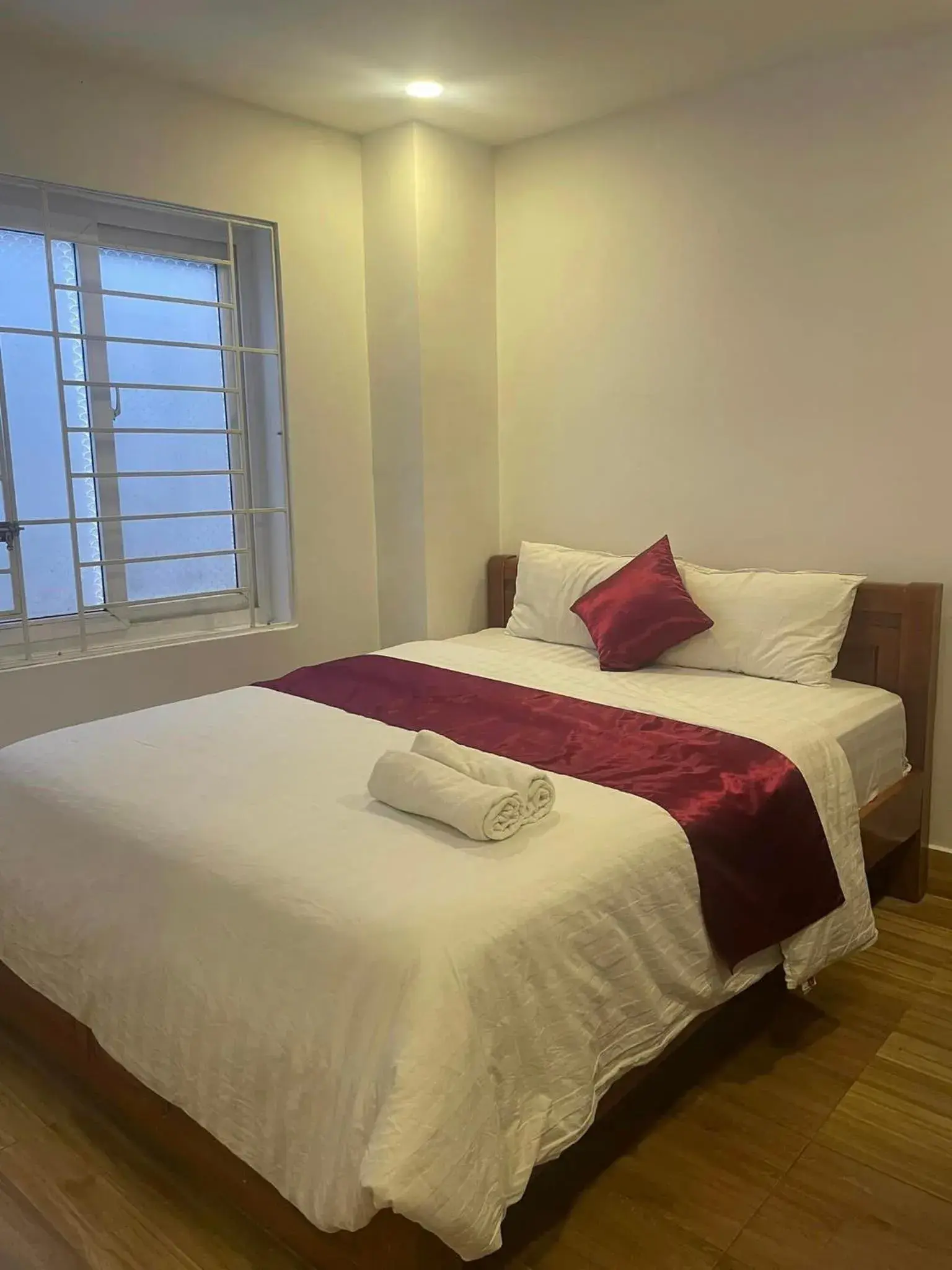 Economy Double Room in White Horse Dalat Hotel Economy Double Room in White Horse Dalat Hotel