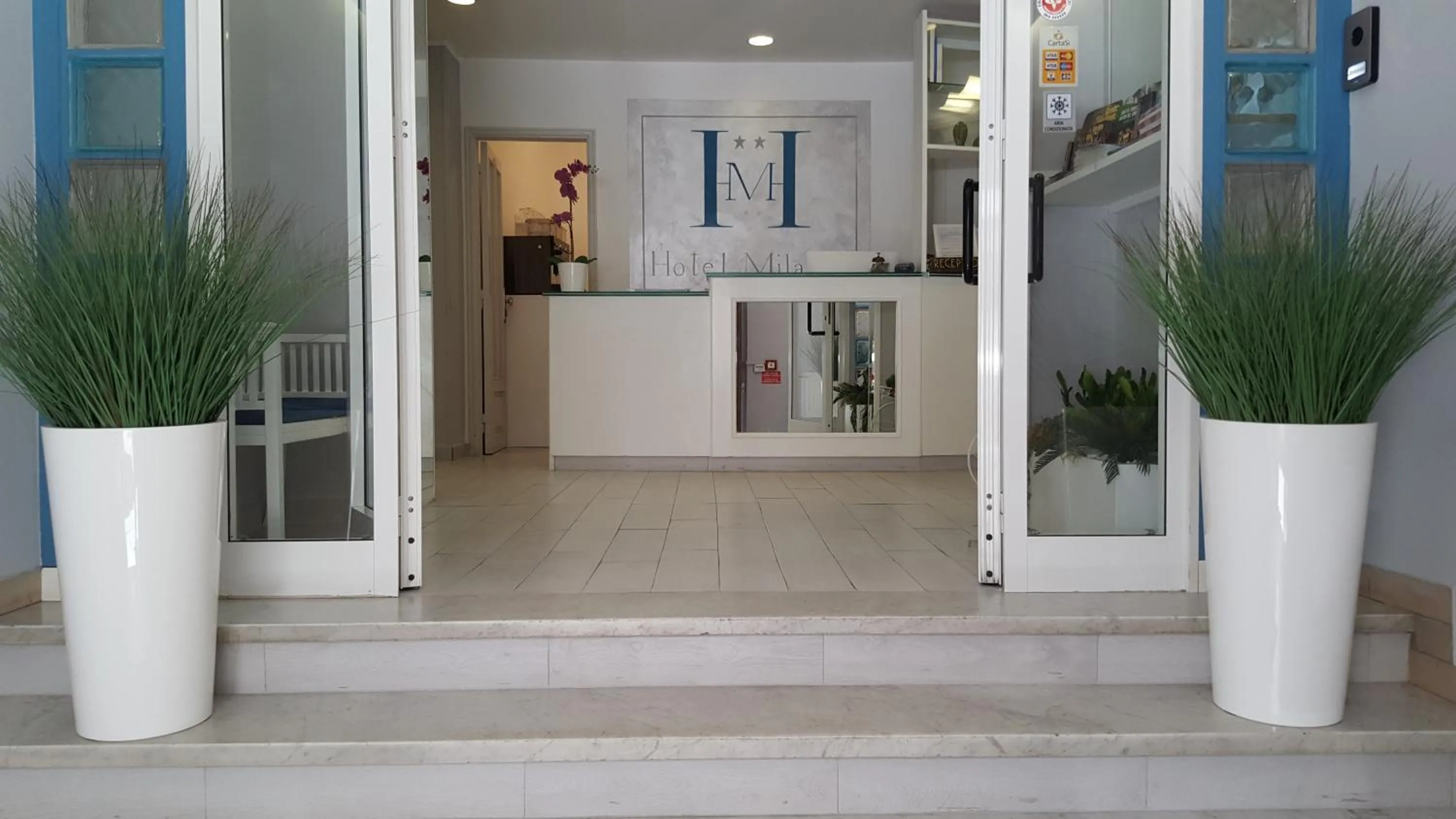 Facade/entrance in Hotel Milano