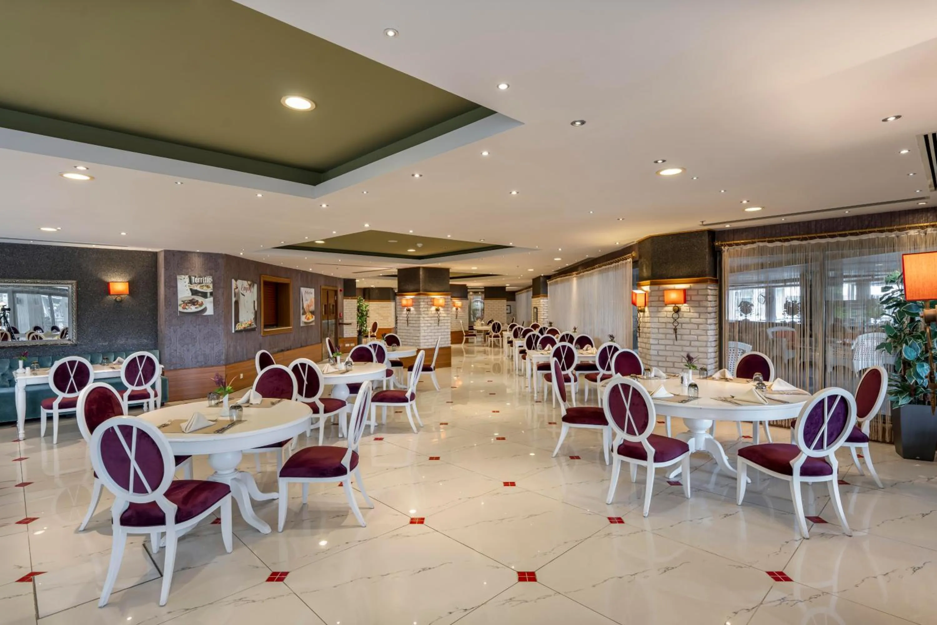 Restaurant/places to eat in Limak Lara Deluxe Hotel & Resort Antalya
