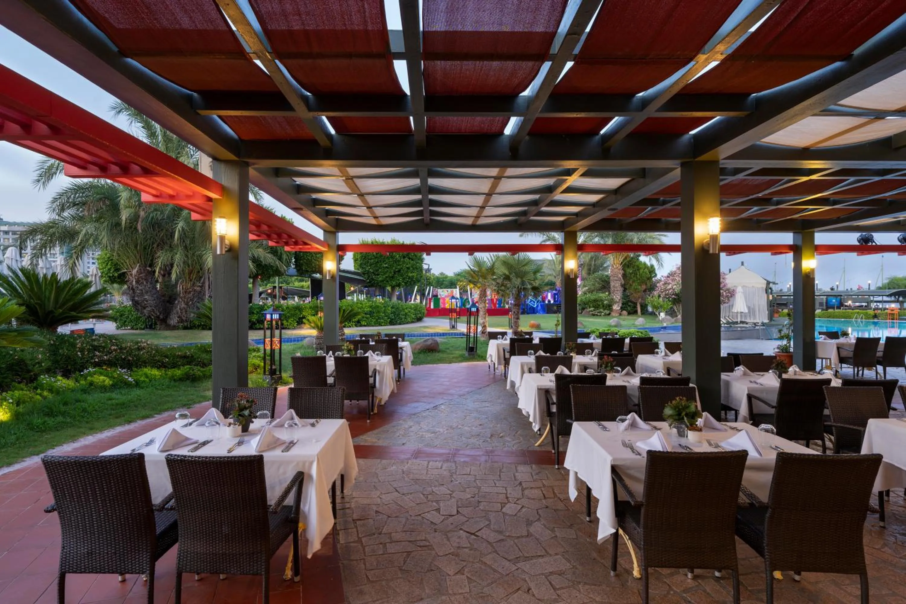 Restaurant/places to eat in Limak Lara Deluxe Hotel & Resort Antalya