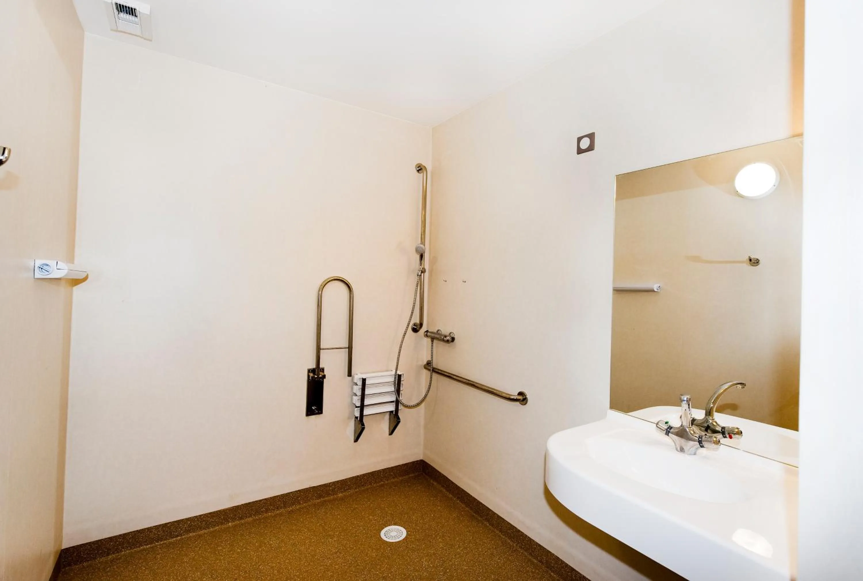 Shower in Les Hauts du Gevaudan