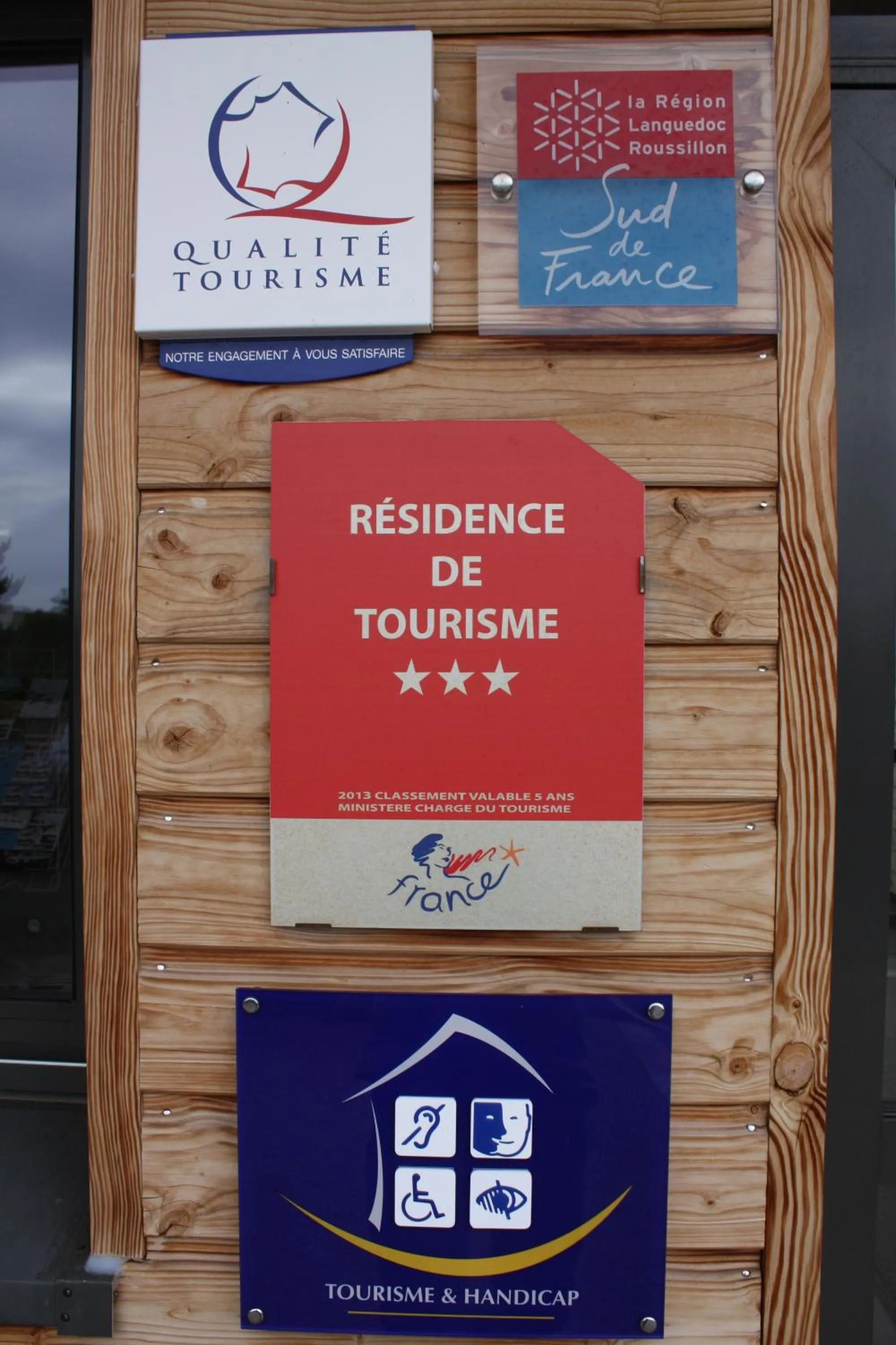 Logo/Certificate/Sign in Les Hauts du Gevaudan