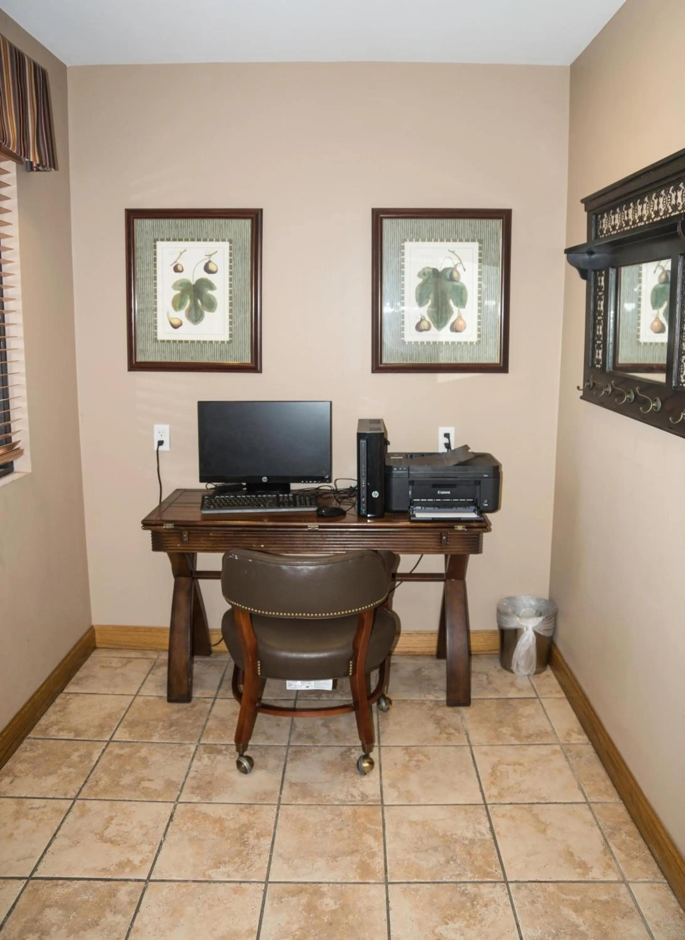 Business facilities in Americas Best Value Inn St. Louis / South