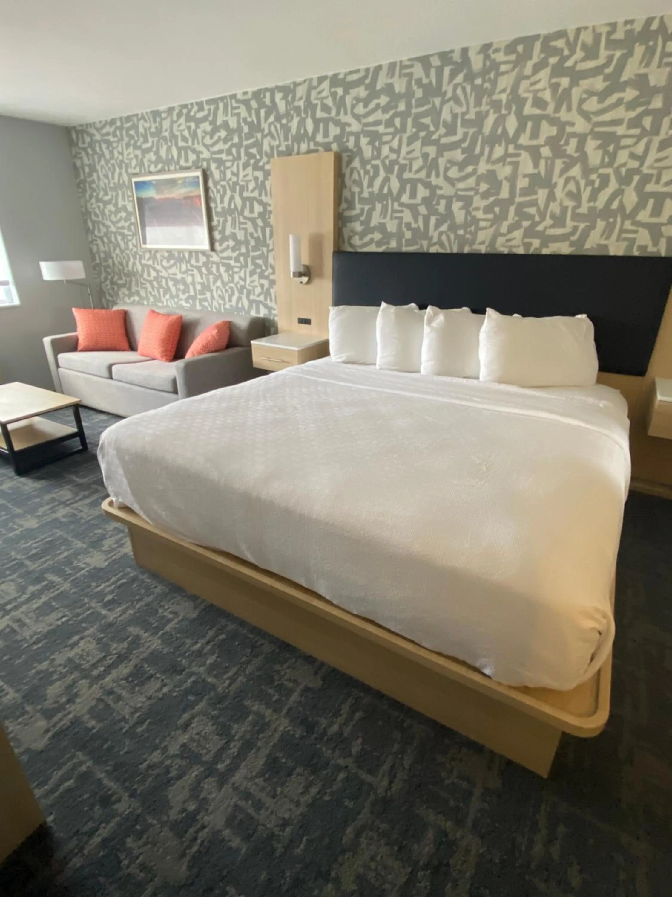 Bedroom, Bed in Best Western Montrose Inn