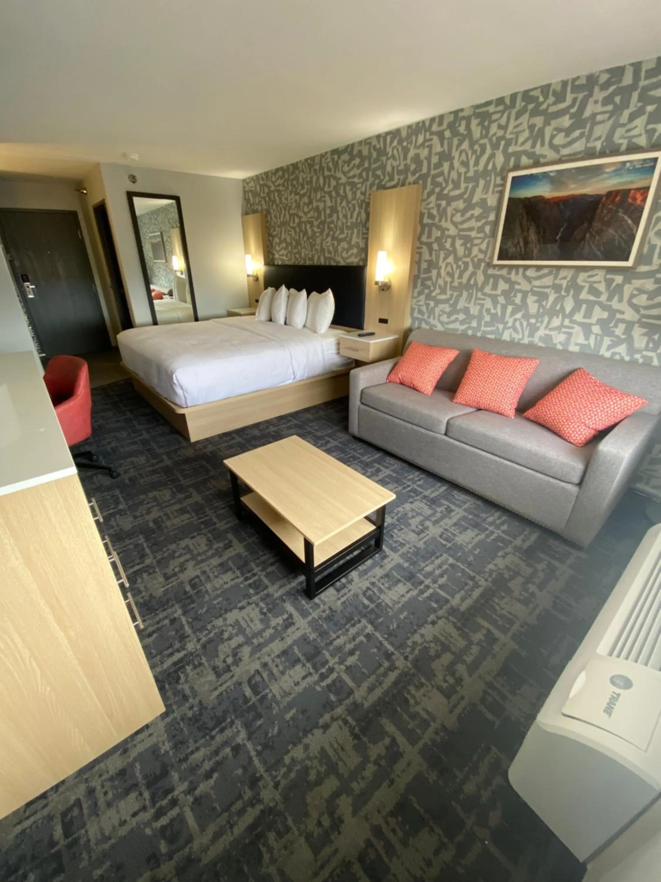 Photo of the whole room, Bed in Best Western Montrose Inn