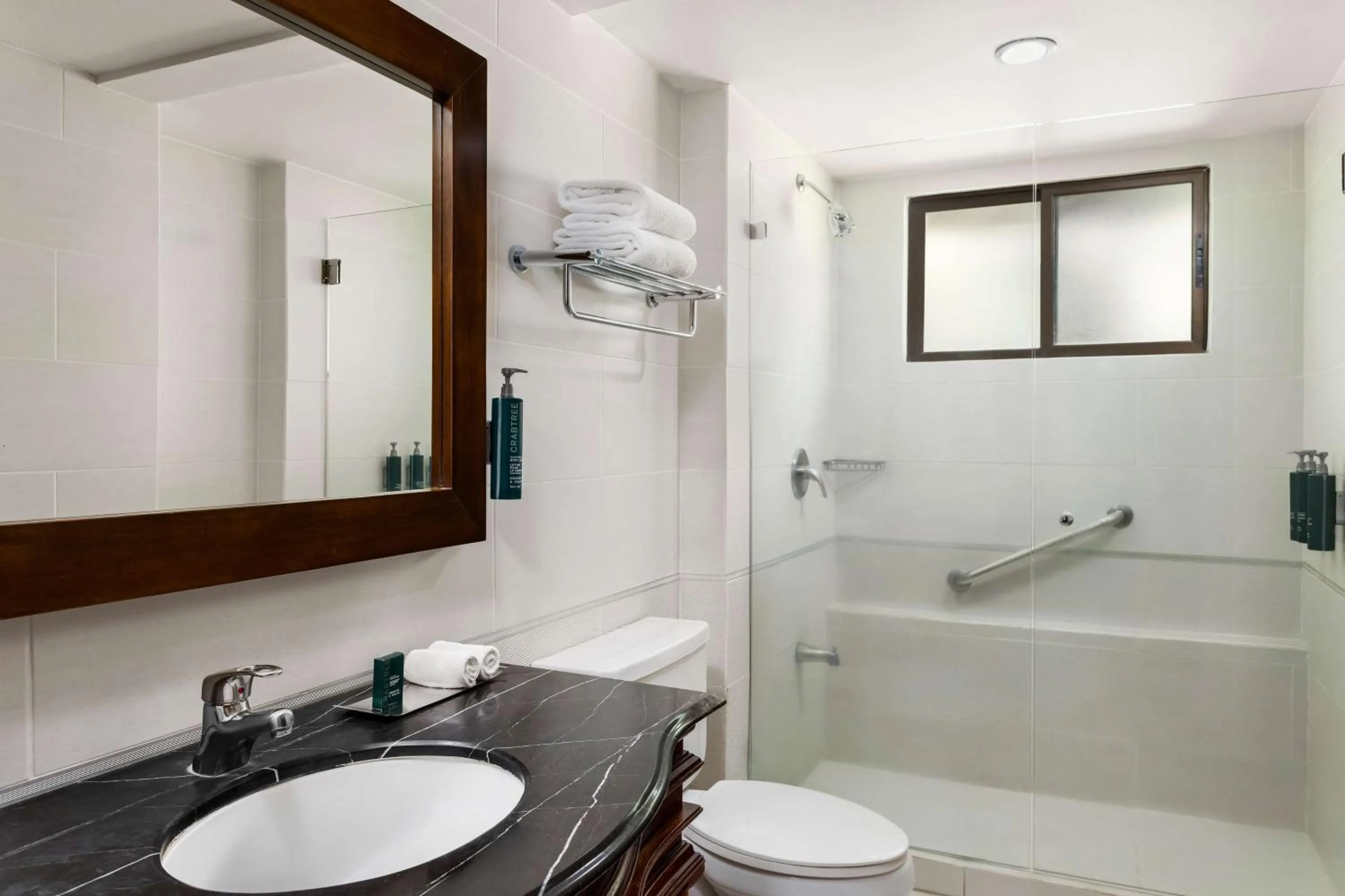 Bathroom in Hilton Cariari DoubleTree San Jose - Costa Rica