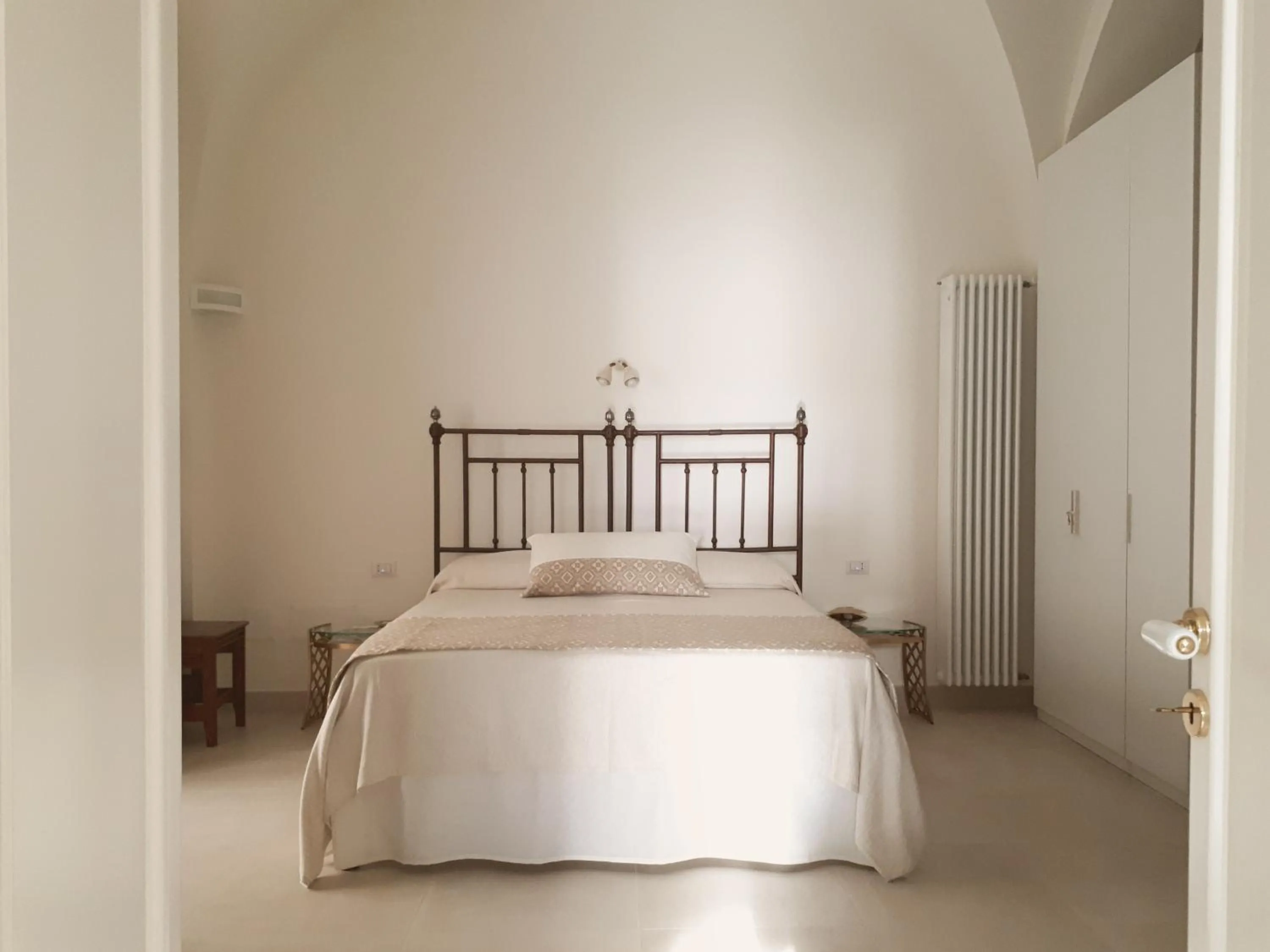 Photo of the whole room, Bed in Ai Sottani B&B Deluxe Suite