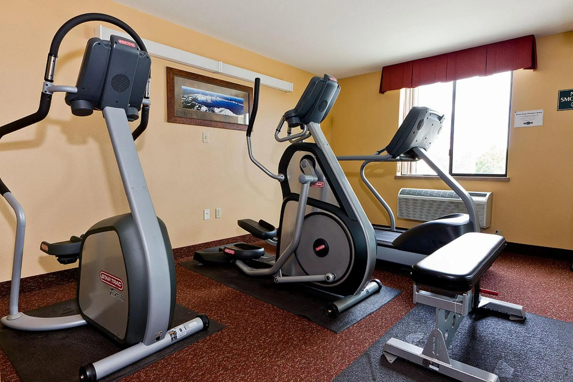 Fitness centre/facilities in The Portlander Inn and Marketplace