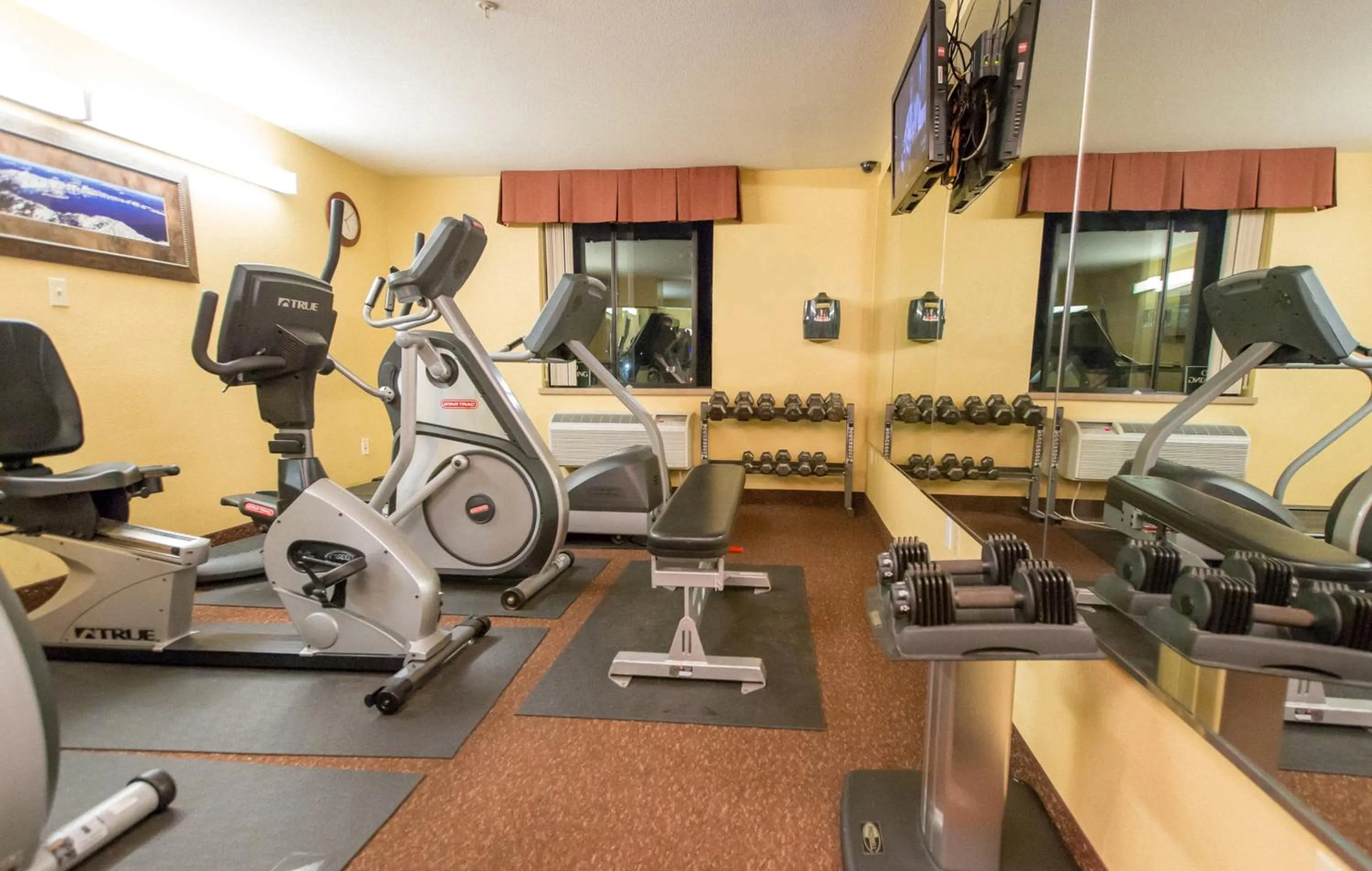 Fitness centre/facilities in The Portlander Inn and Marketplace