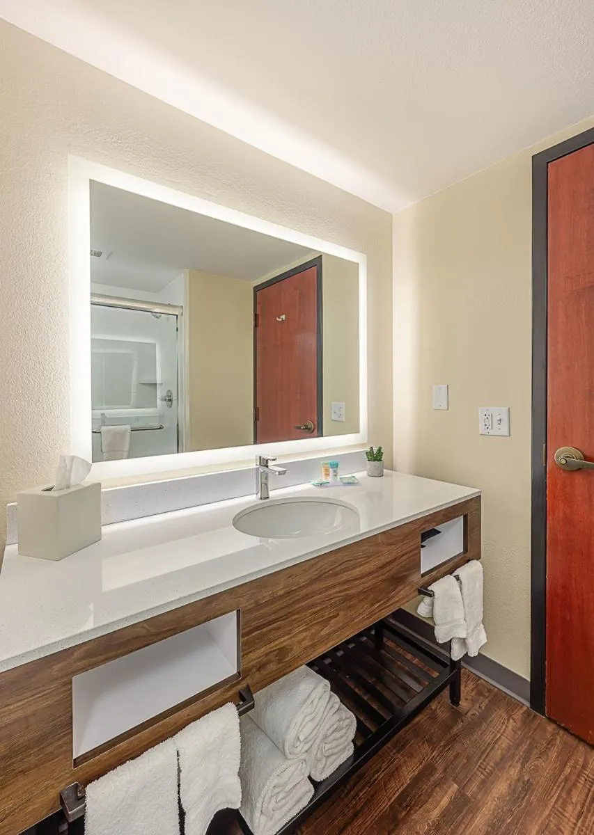 Bathroom in The Portlander Inn and Marketplace