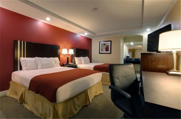 Bedroom, Bed in Americas Best Value Inn Angleton