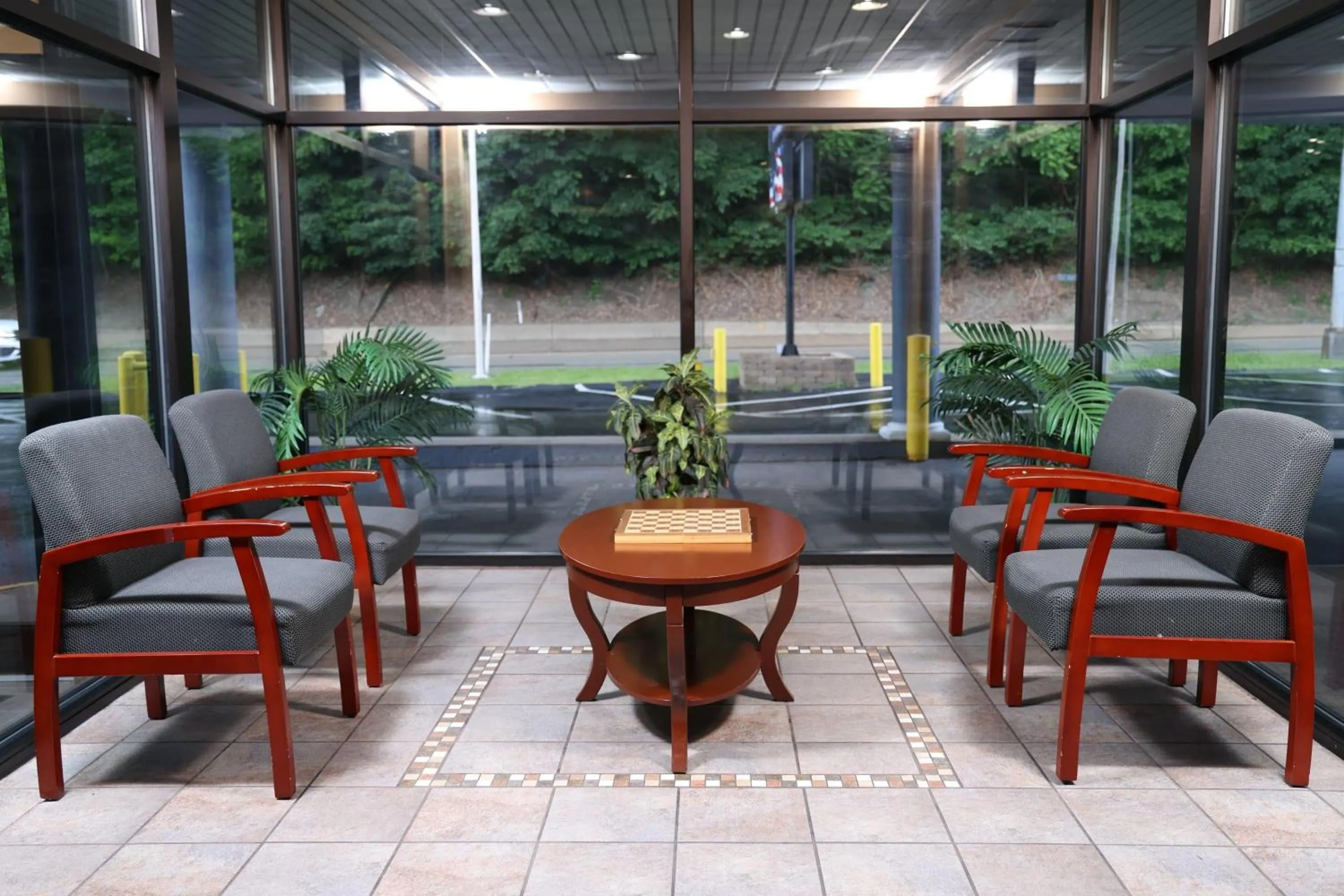 Lobby or reception in Days Inn by Wyndham Pittsburgh
