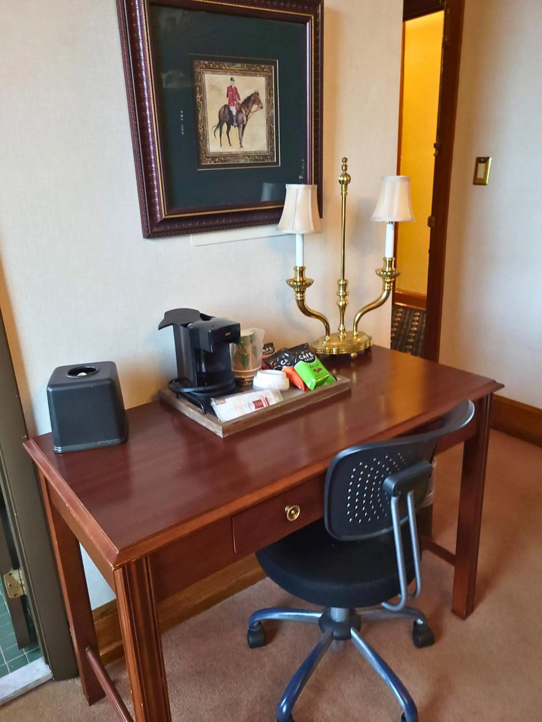 Altland House Inn & Suites