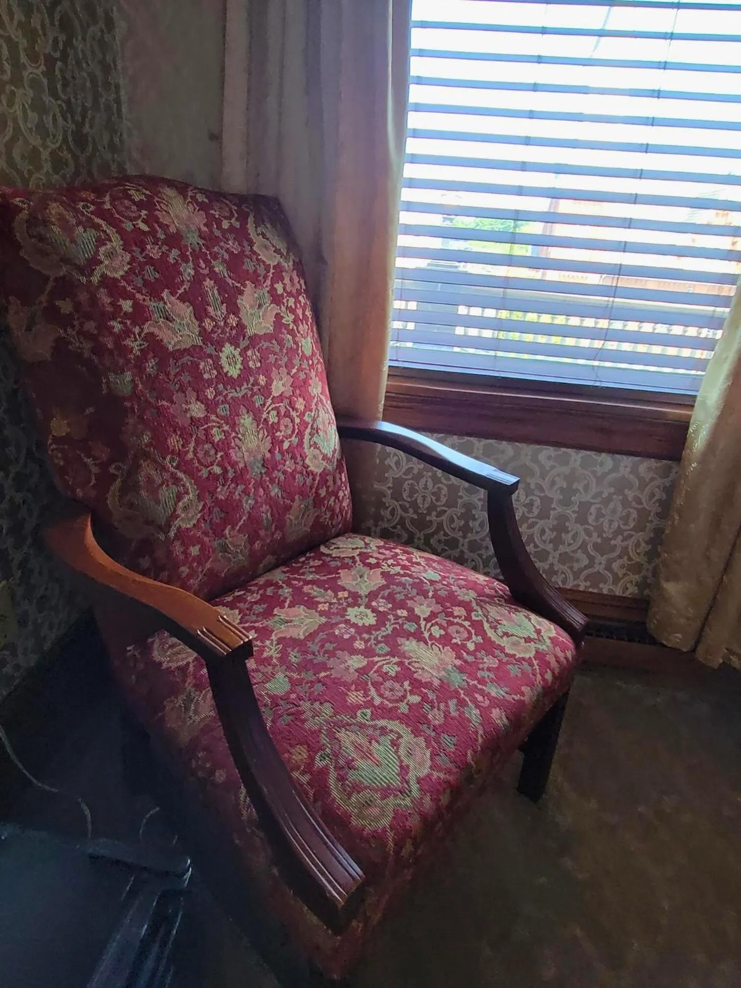 Seating area in Altland House Inn & Suites