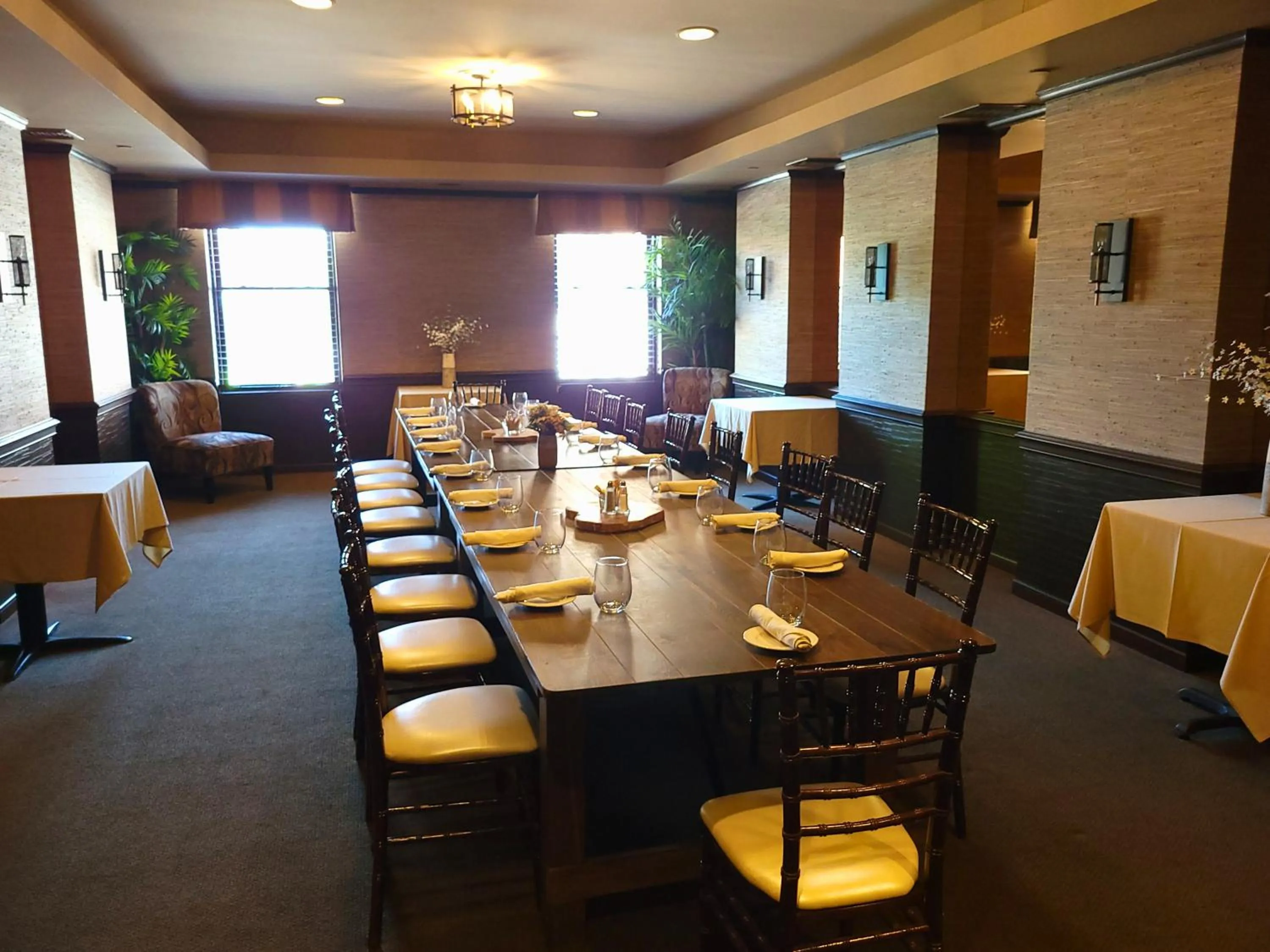 Meeting/conference room in Altland House Inn & Suites