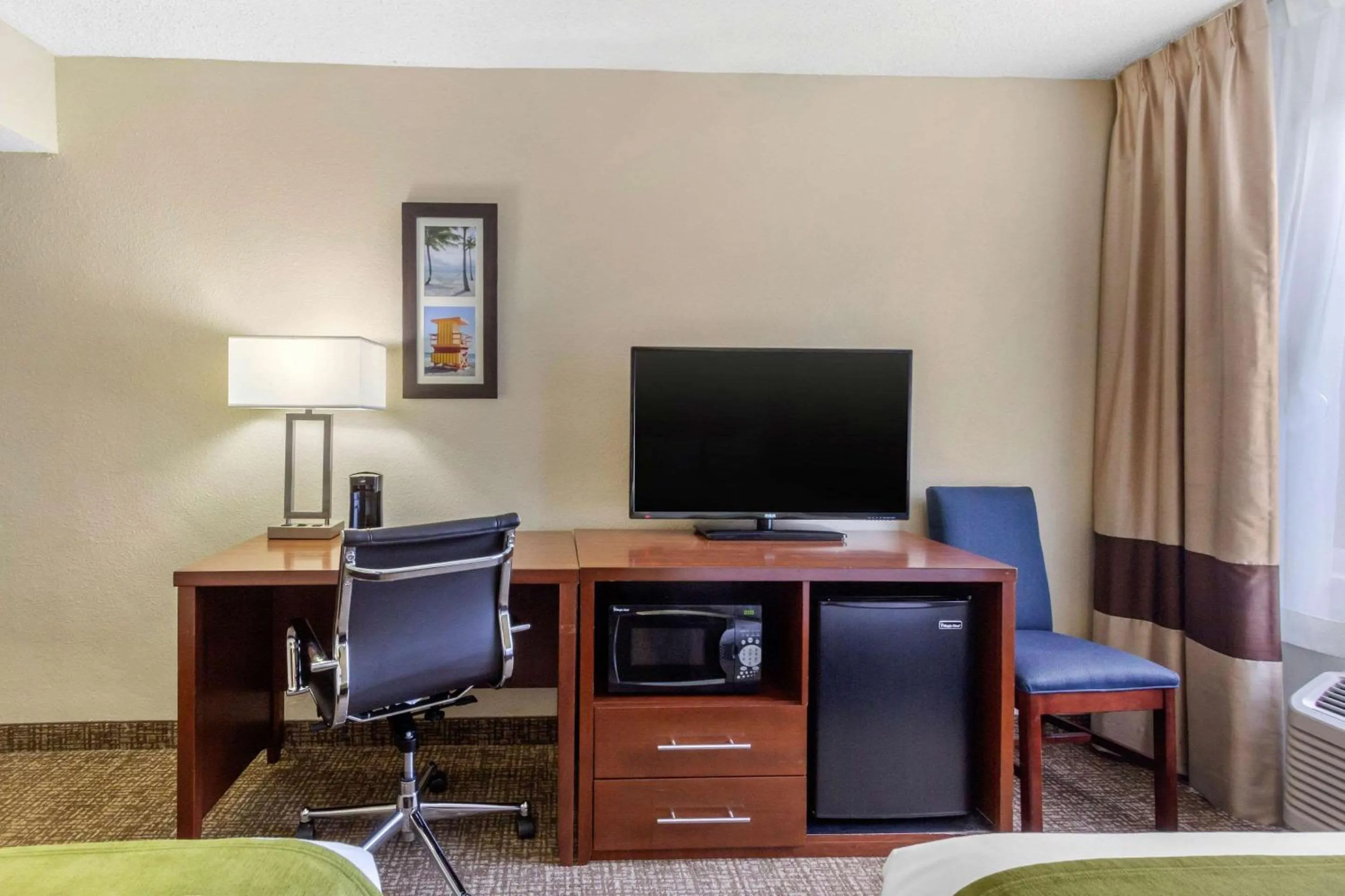 Bedroom in Comfort Inn St Petersburg North