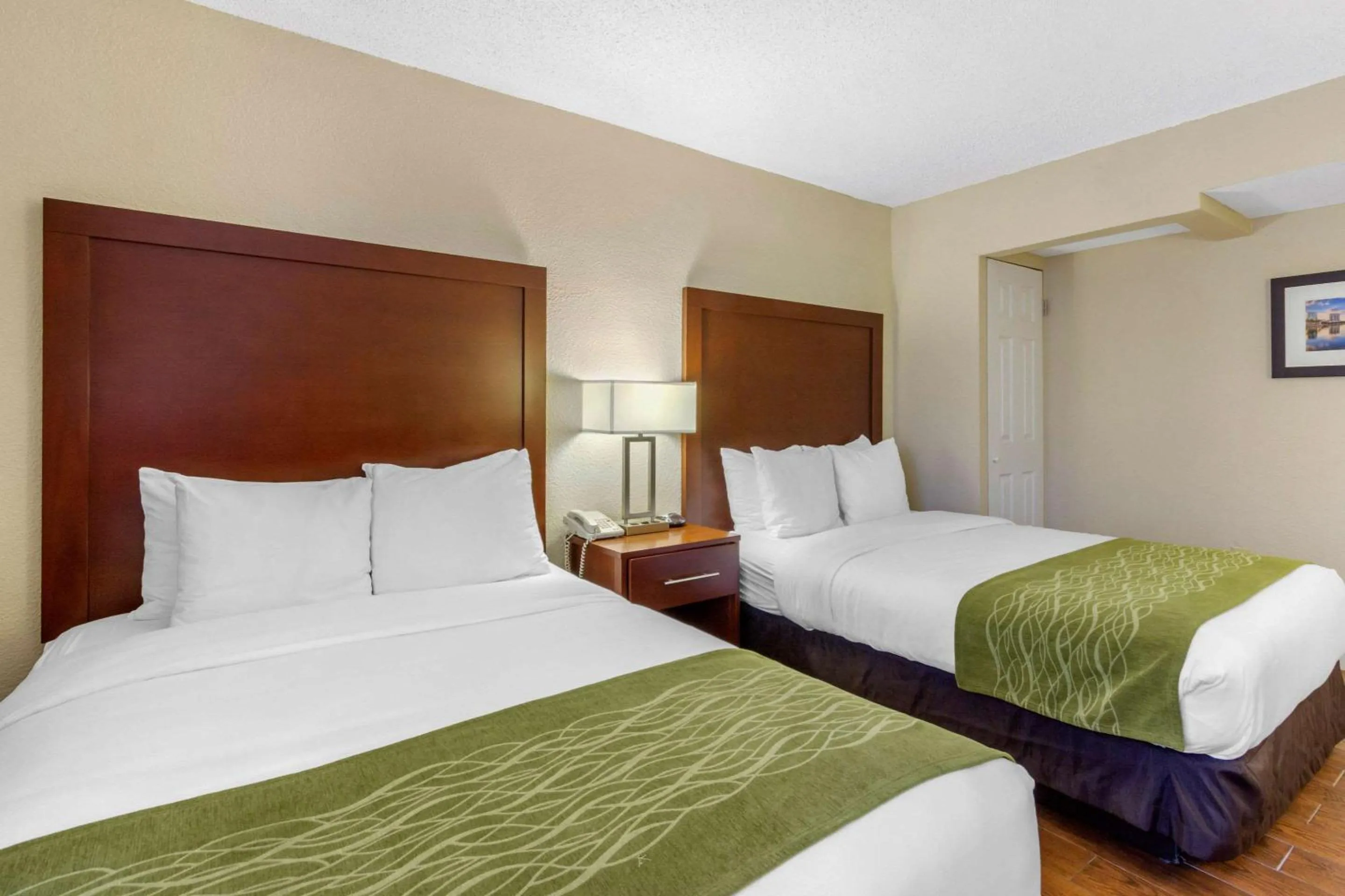 Bedroom, Bed in Comfort Inn St Petersburg North