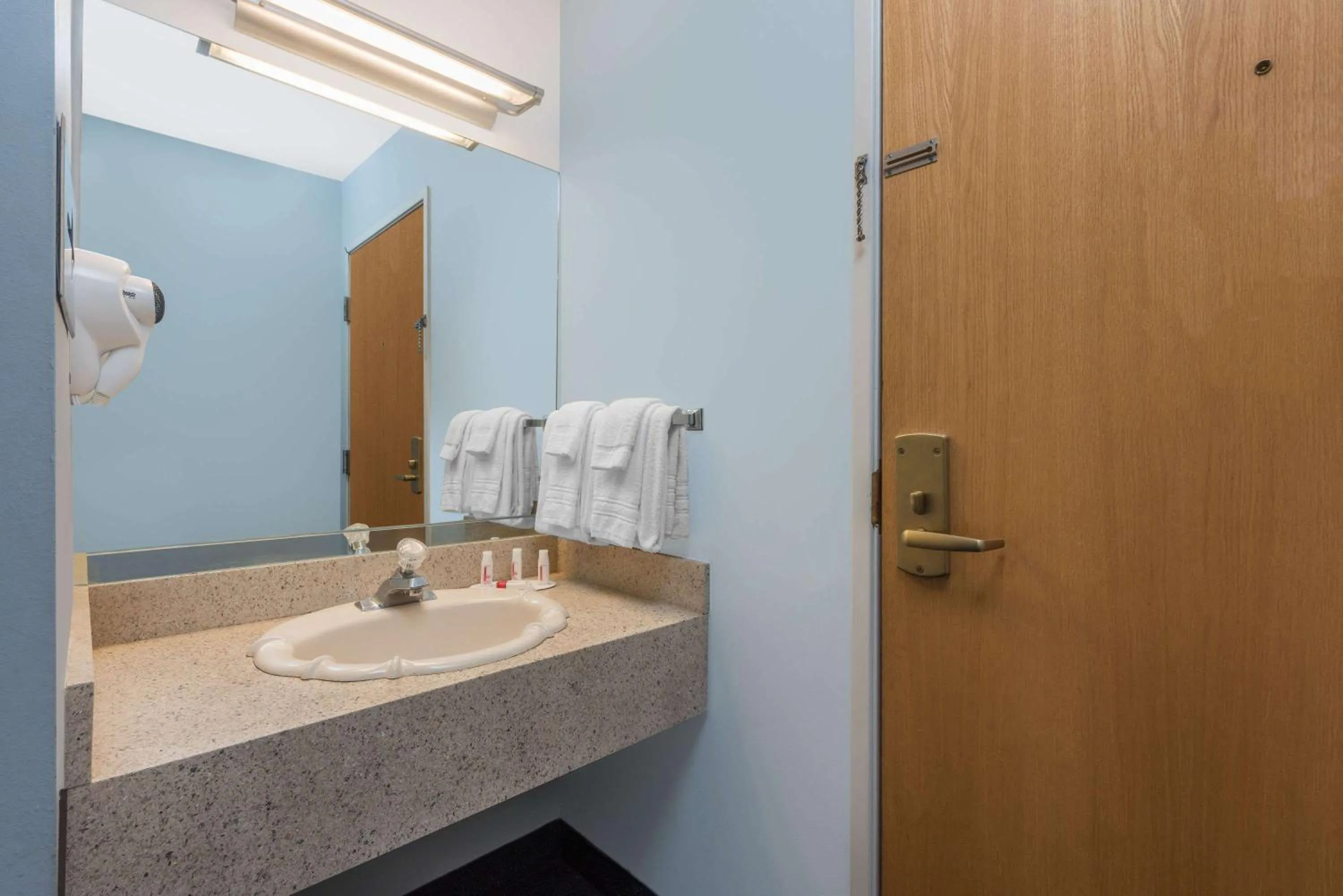 Bathroom in Days Inn by Wyndham Osage Beach Lake of the Ozarks