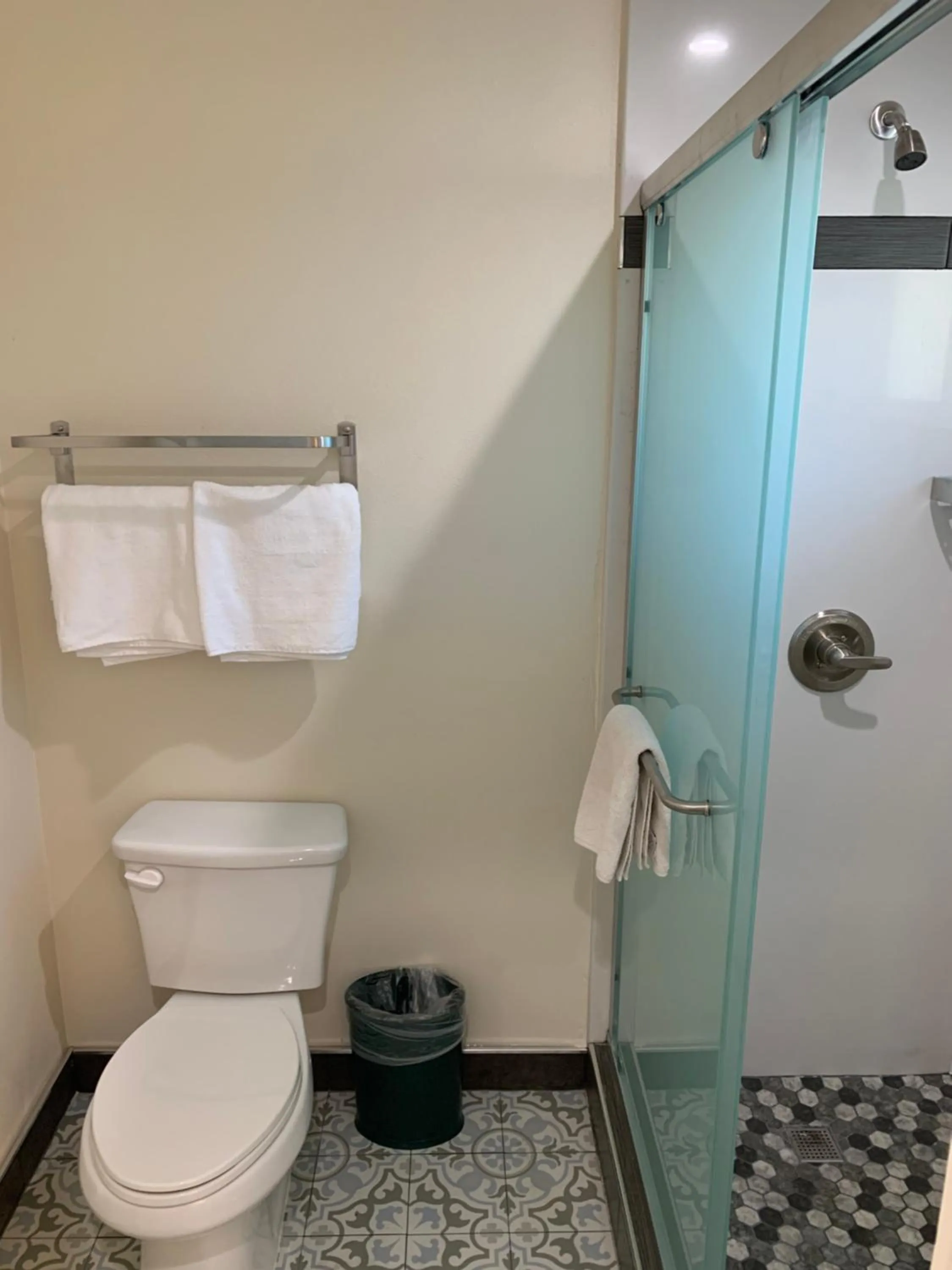 Bathroom in Motel 6 Vallejo, CA - Napa Valley