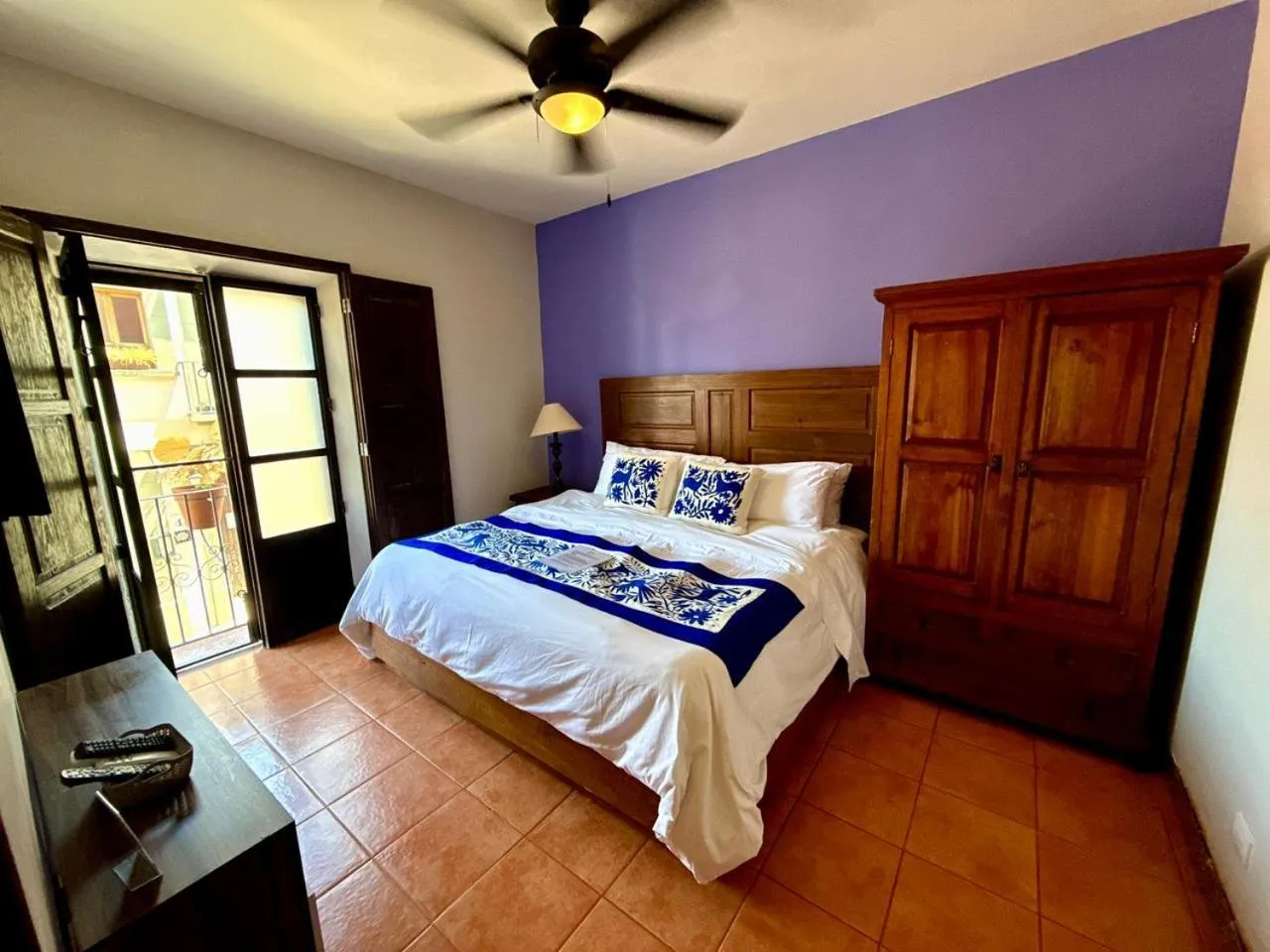 Bedroom, Bed in Casa Mia Suites