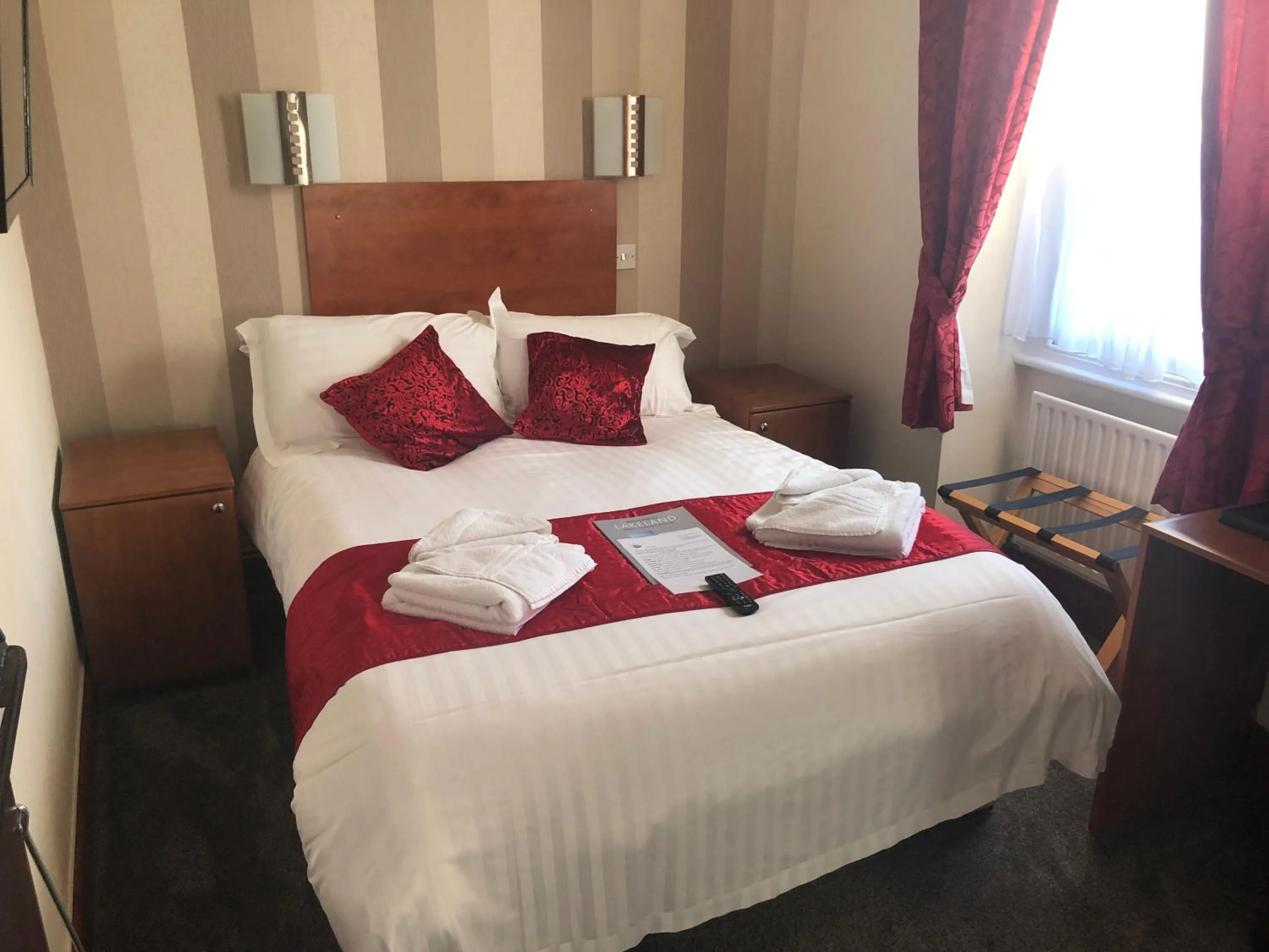 Bed in The Globe Inn