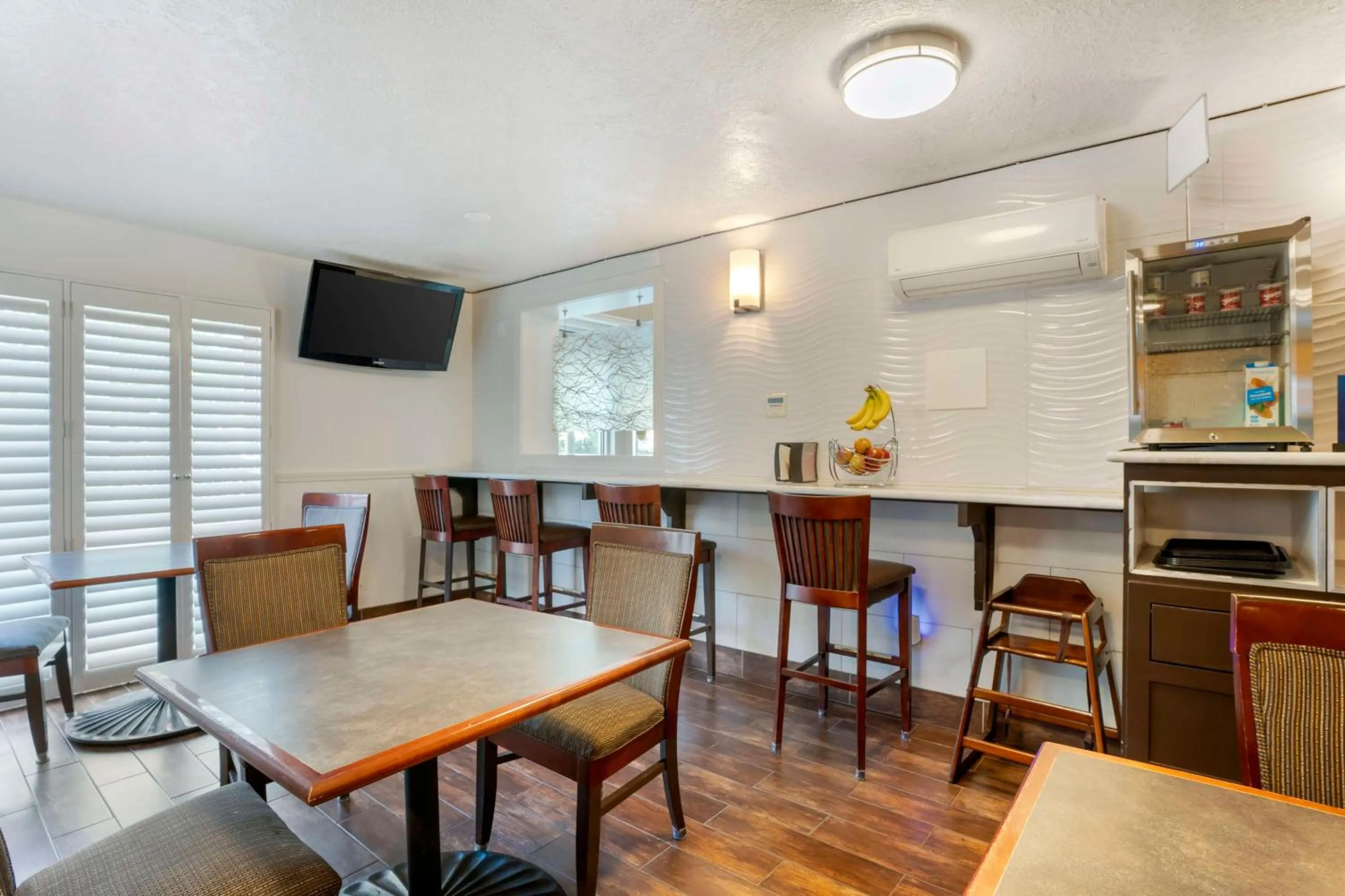 Breakfast in Best Western Corvallis