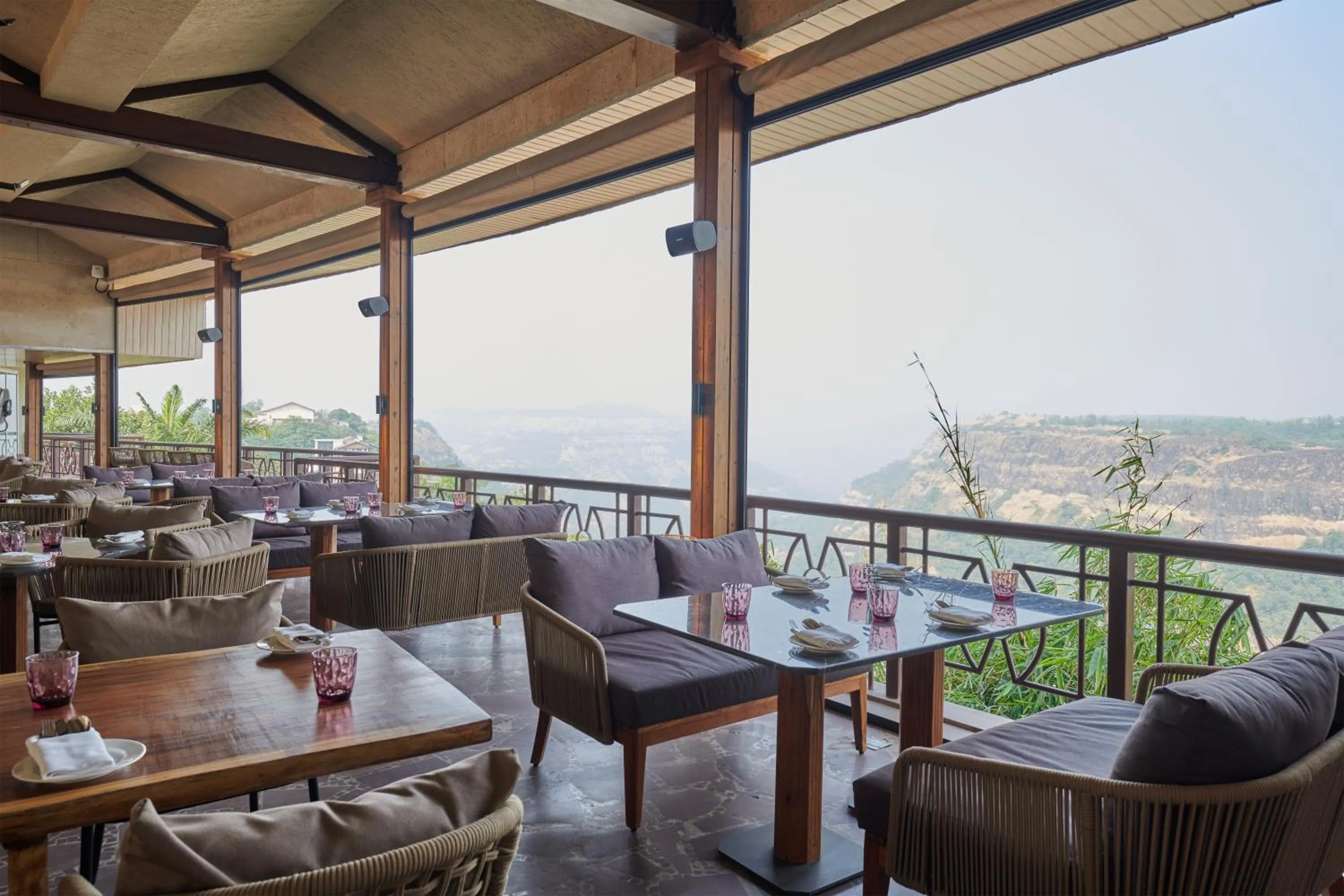 Restaurant/places to eat in Athiva Resort & Spa Khandala - Formerly Dukes Retreat