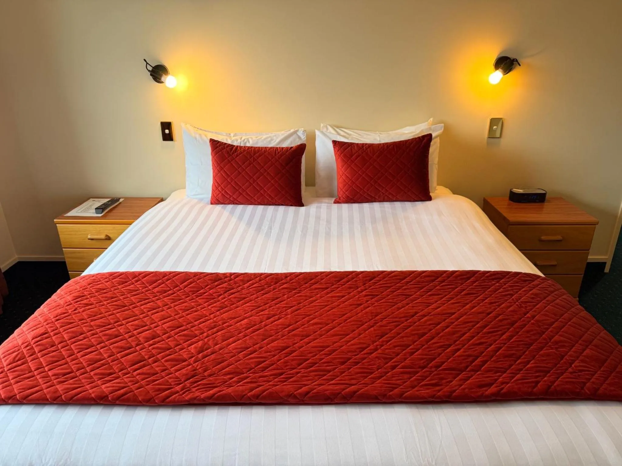 Bed in ASURE Ashley Motor Lodge