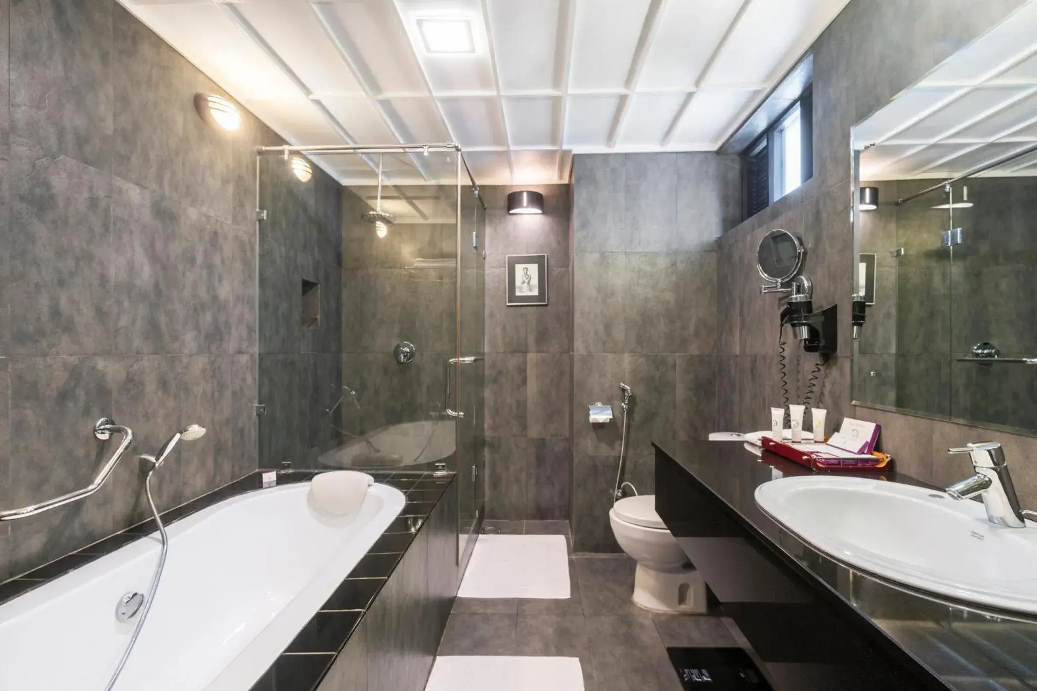 Deluxe Twin River View - single occupancy - 10% discount on Boat rides & Archery, Early Check In & Late Check Out on Availability in Cinnamon Citadel Kandy Deluxe Twin River View - single occupancy - 10% discount on Boat rides & Archery, Early Check In & Late Check Out on Availability in Cinnamon Citadel Kandy