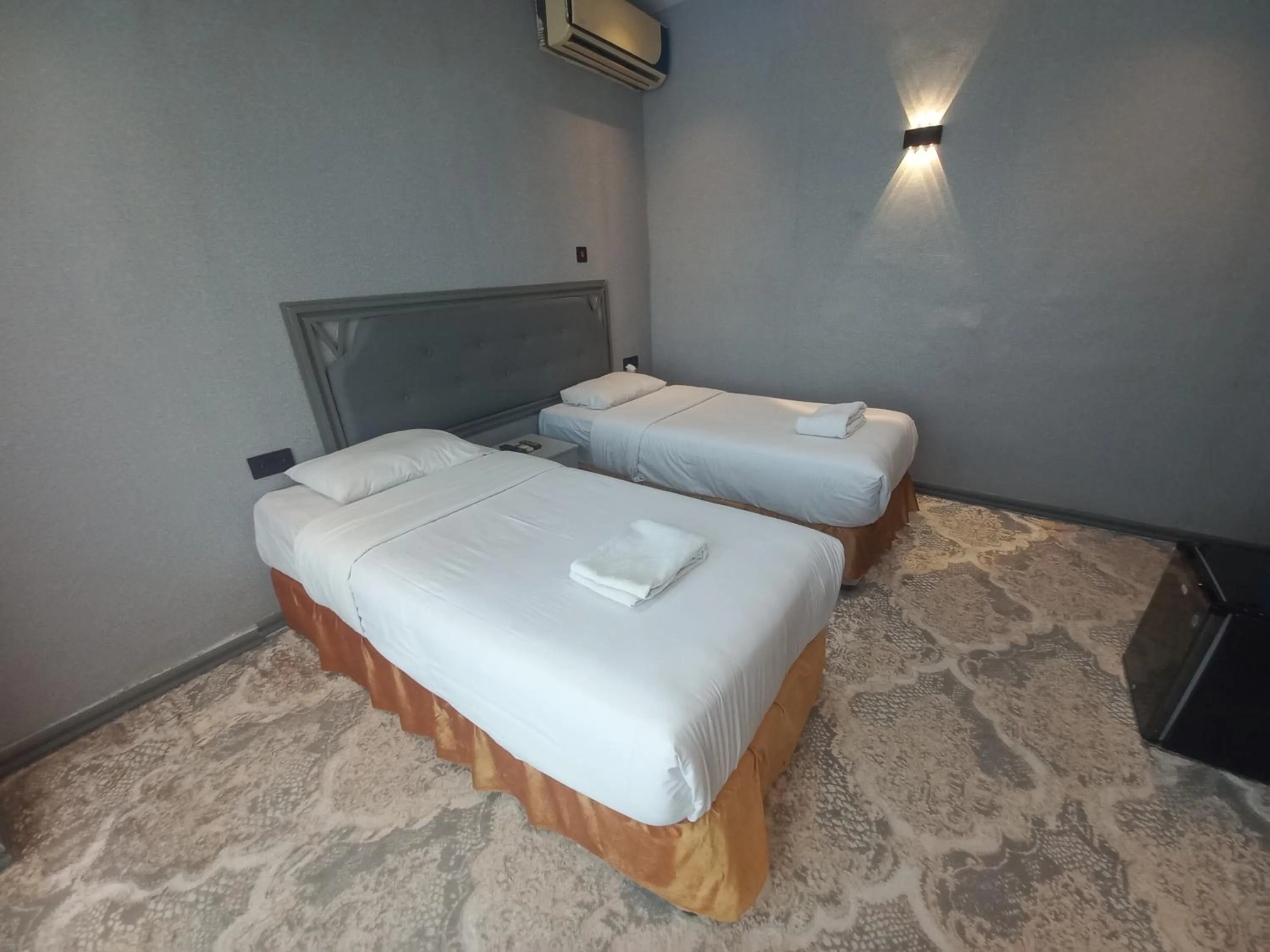 Bed in Sur Hotel