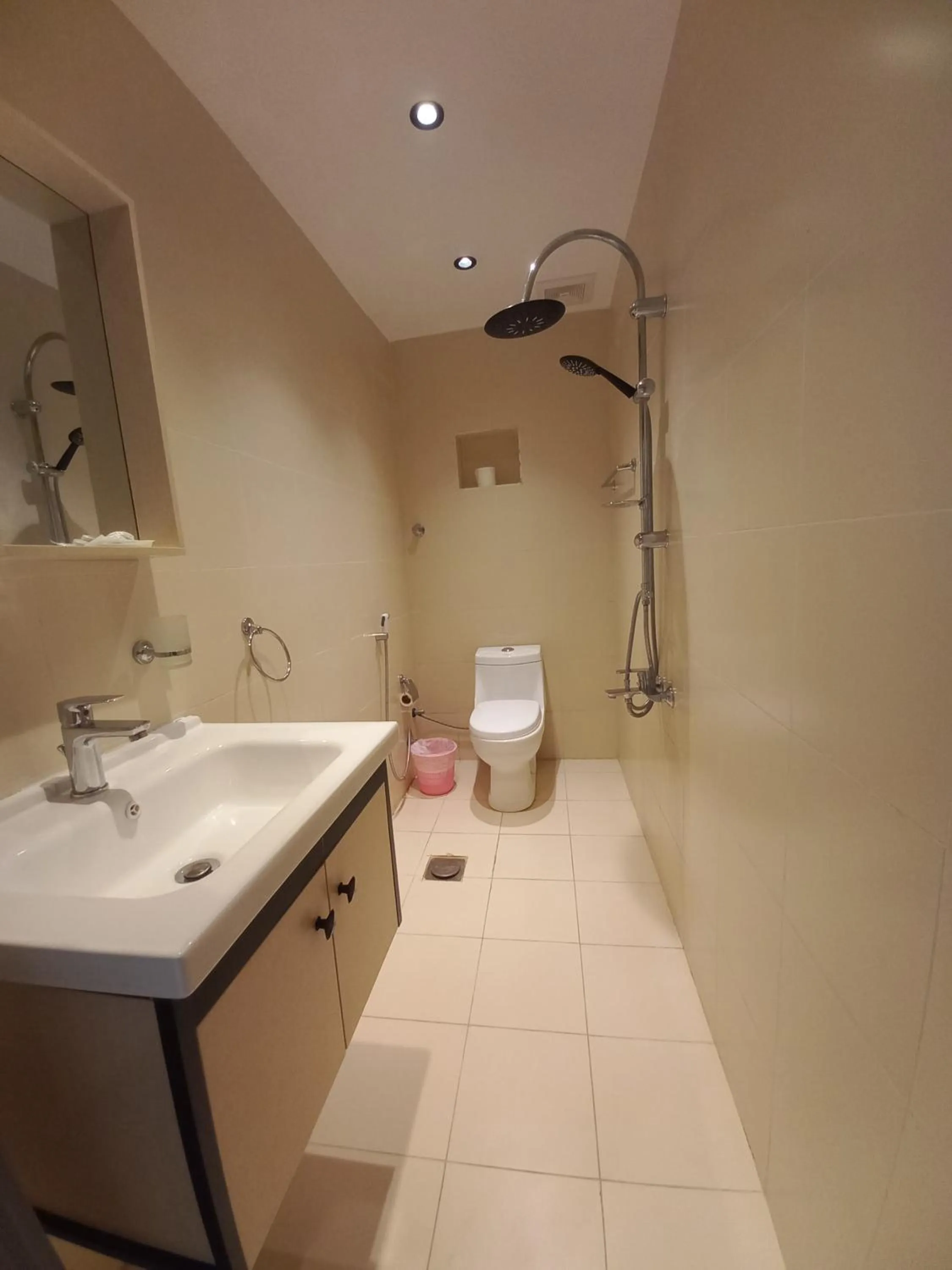 Bathroom in Sur Hotel