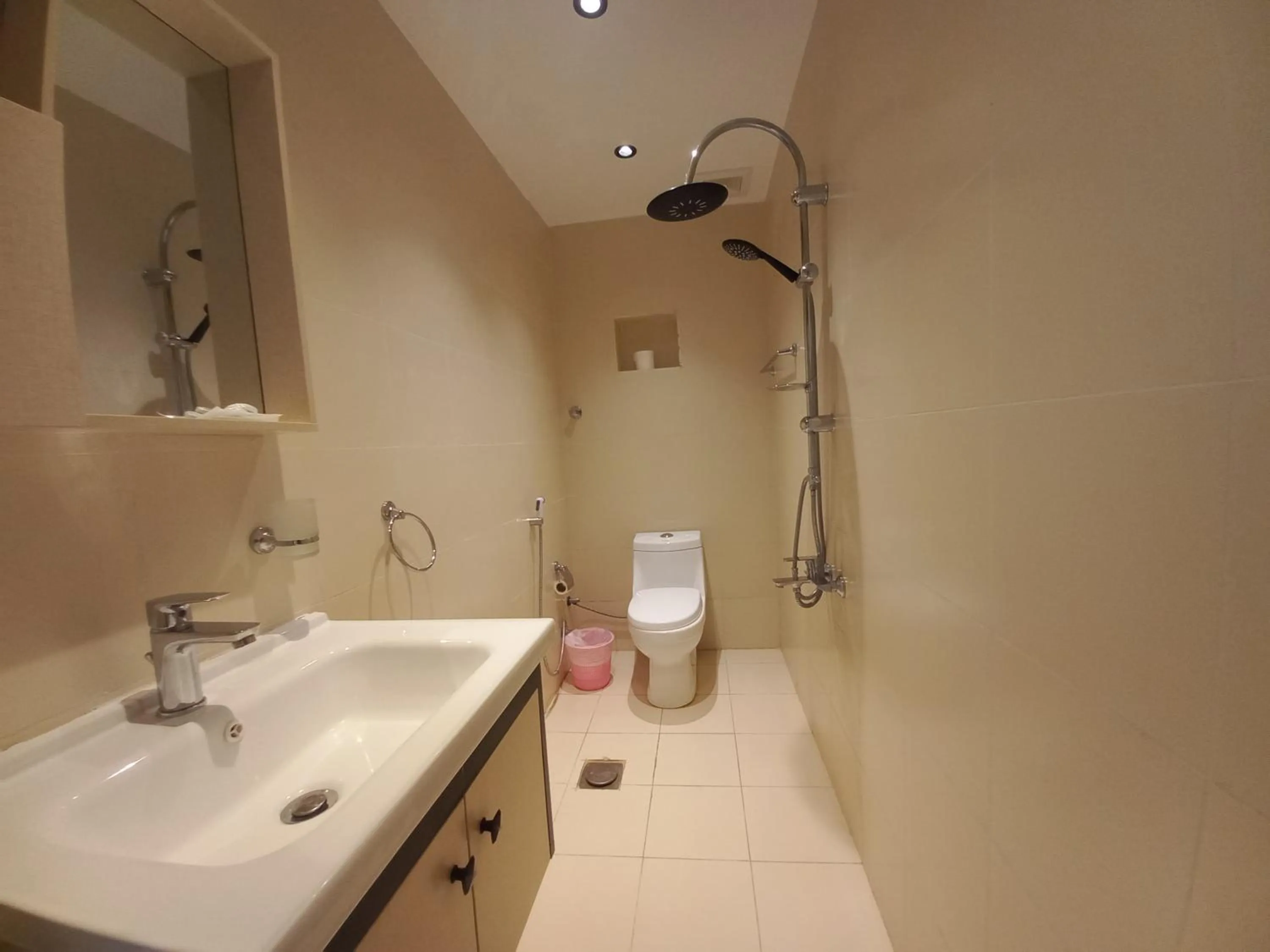 Bathroom in Sur Hotel