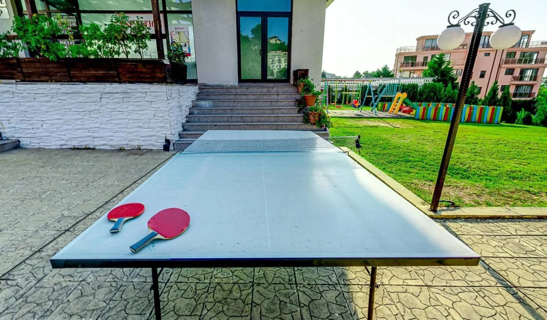 Garden in Detelina Hotel