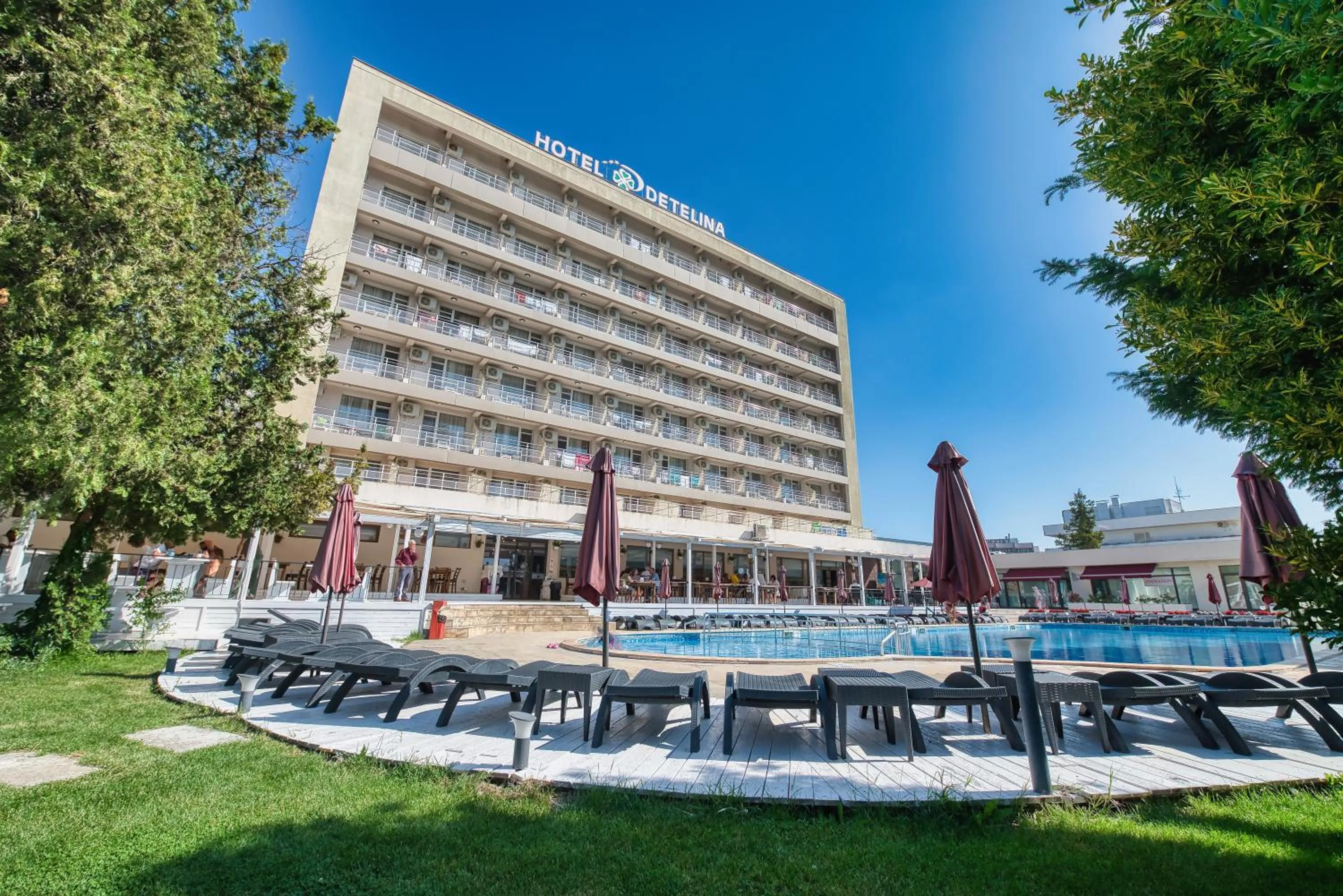 Property building in Detelina Hotel