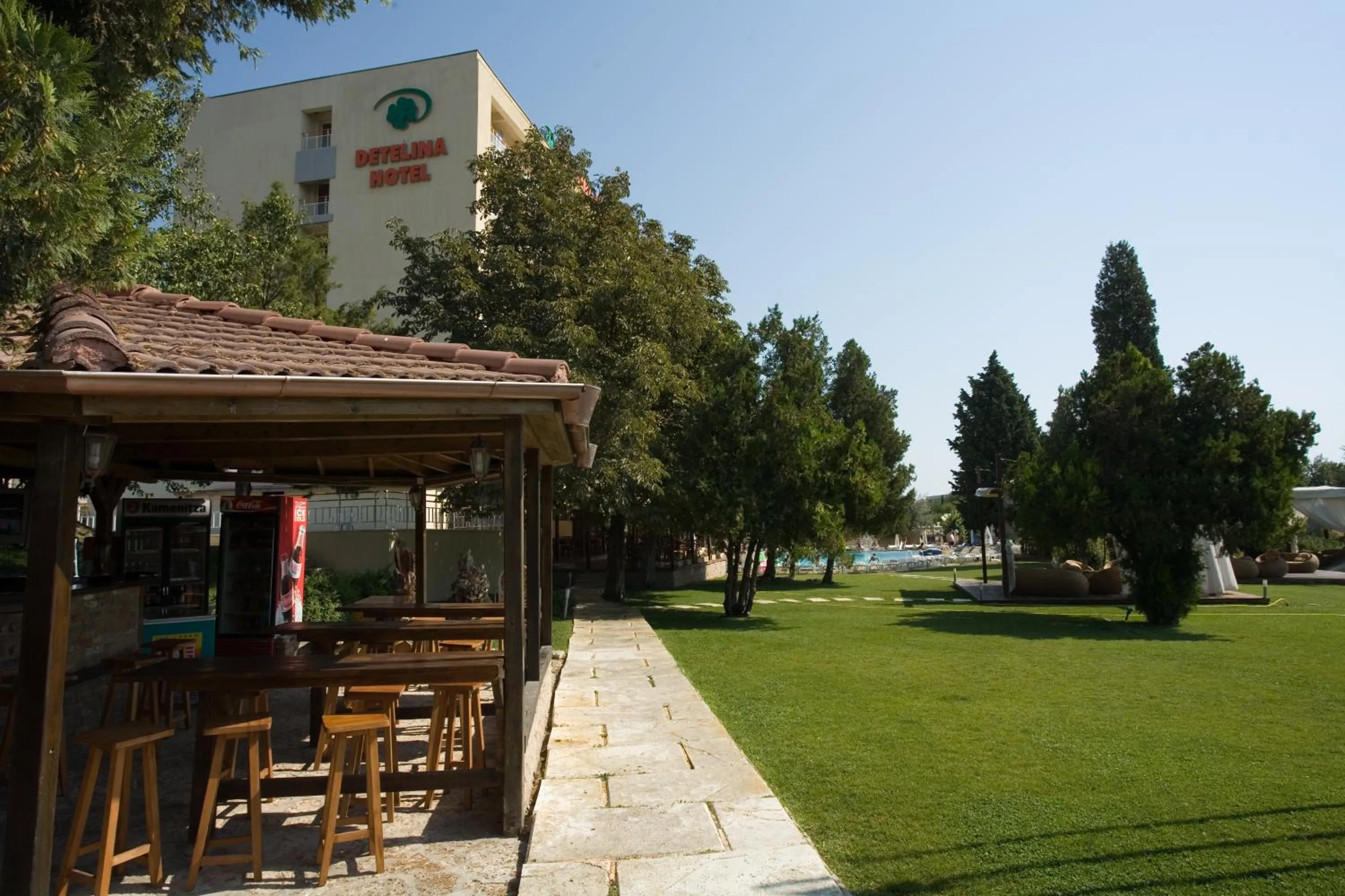 Garden in Detelina Hotel