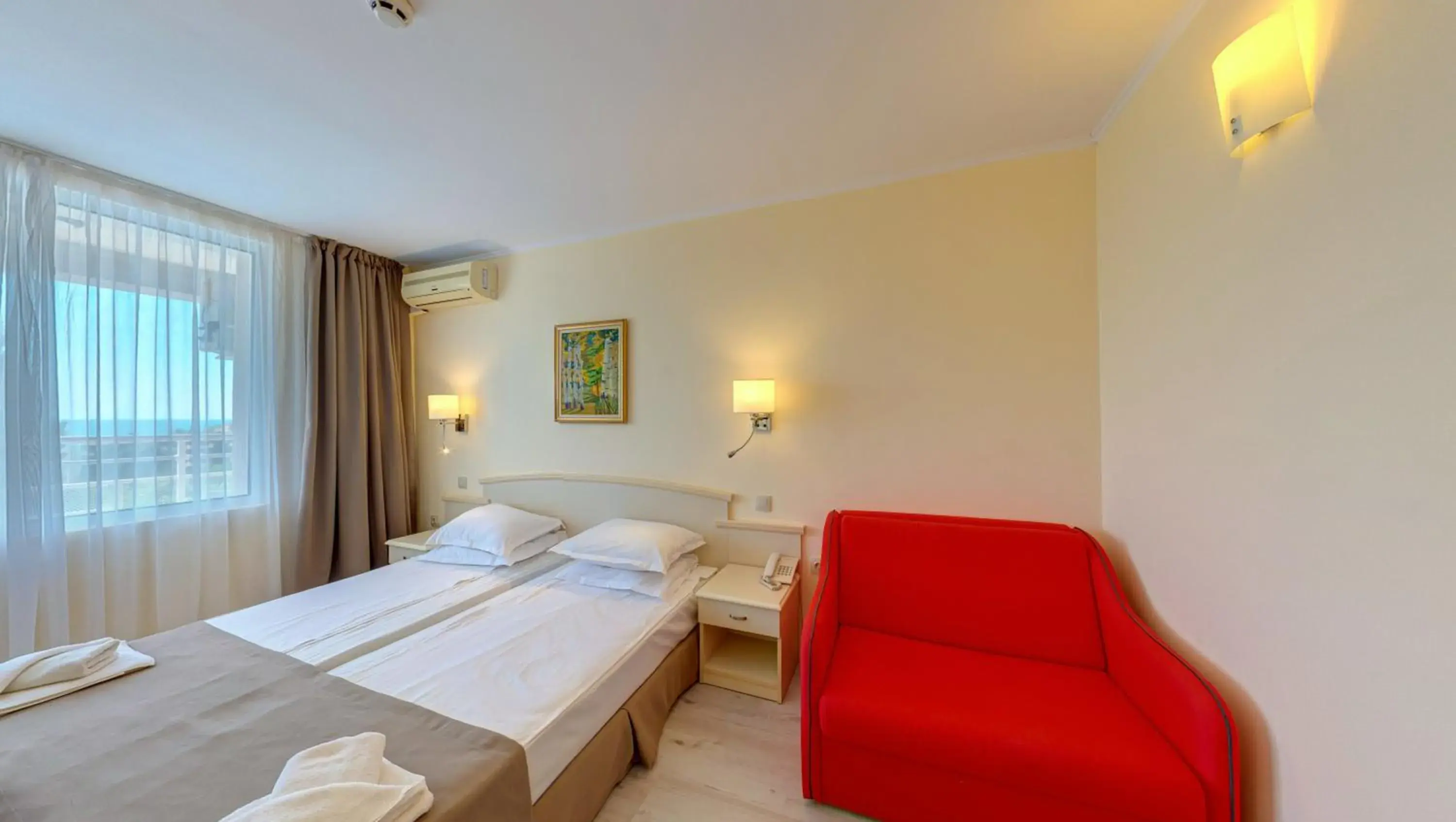 Double or Twin Room with Balcony and Sea View (2 Adults + 1 Child) - Free Parking in Detelina Hotel Double or Twin Room with Balcony and Sea View (2 Adults + 1 Child) - Free Parking in Detelina Hotel