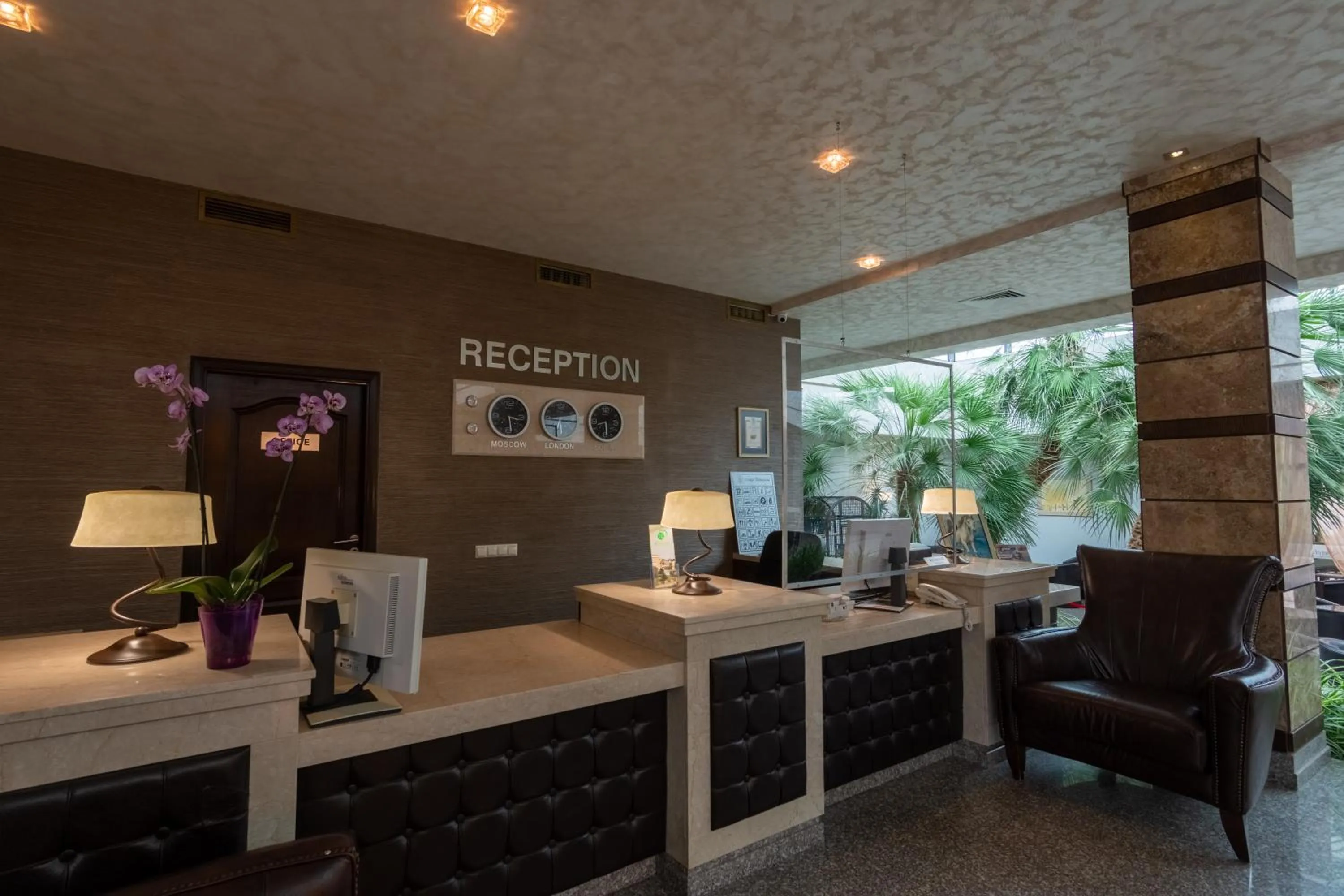 Lobby or reception in Detelina Hotel